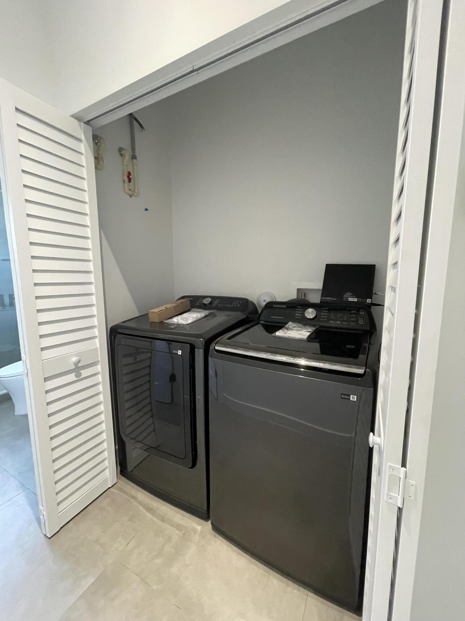 901 Estall Street Property Photo 14