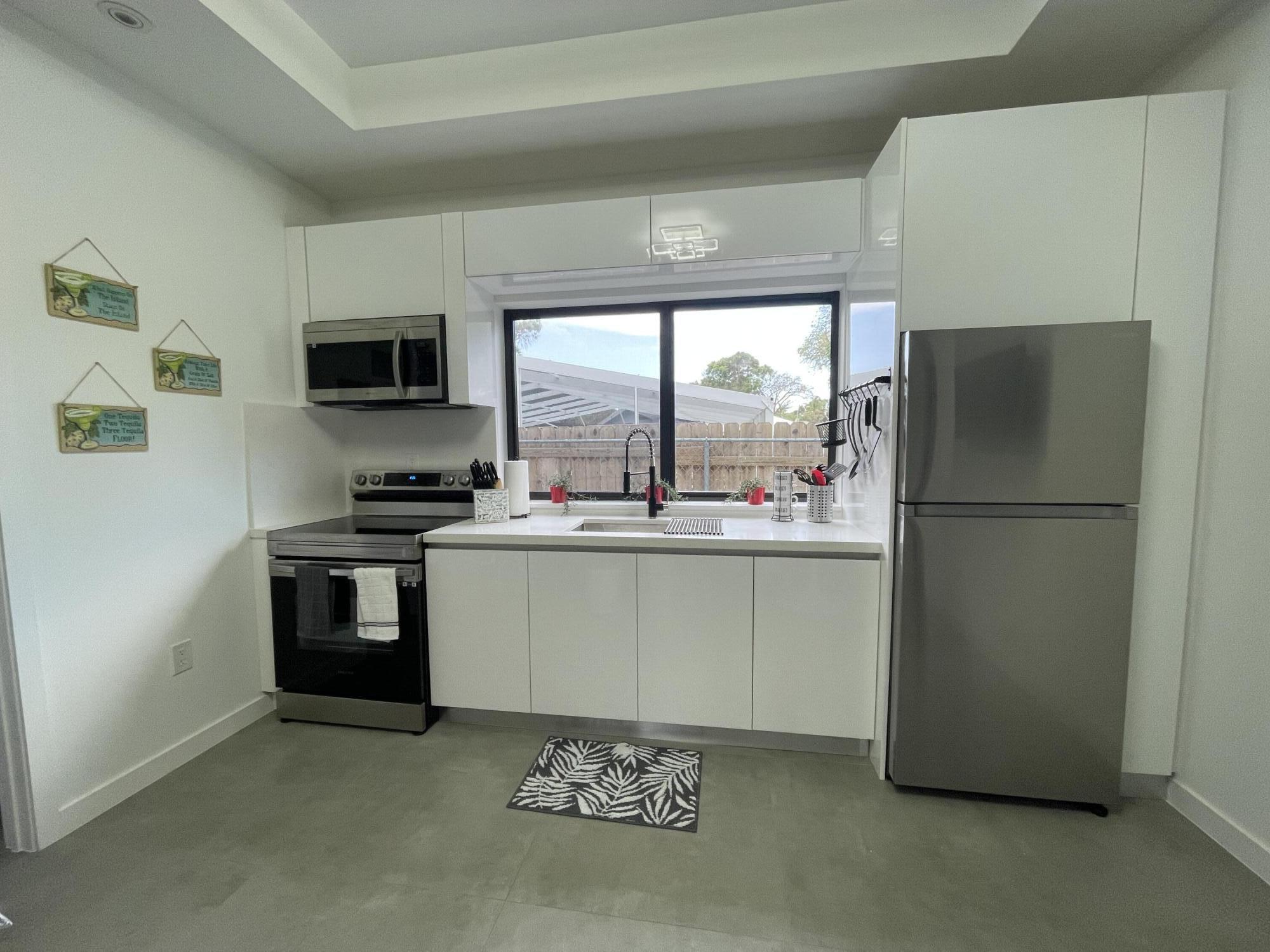 901 Estall Street Property Photo 15