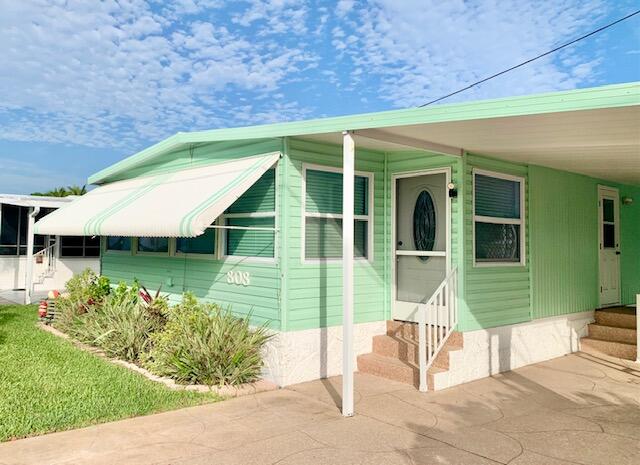 808 S Silver Circle Property Photo 2