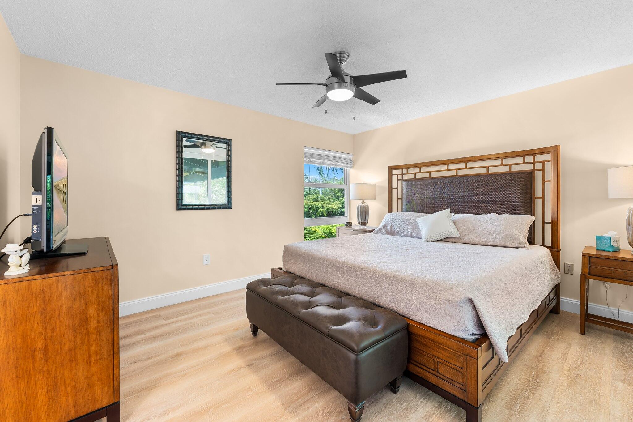 8301 Marina Villas Drive Property Photo 13
