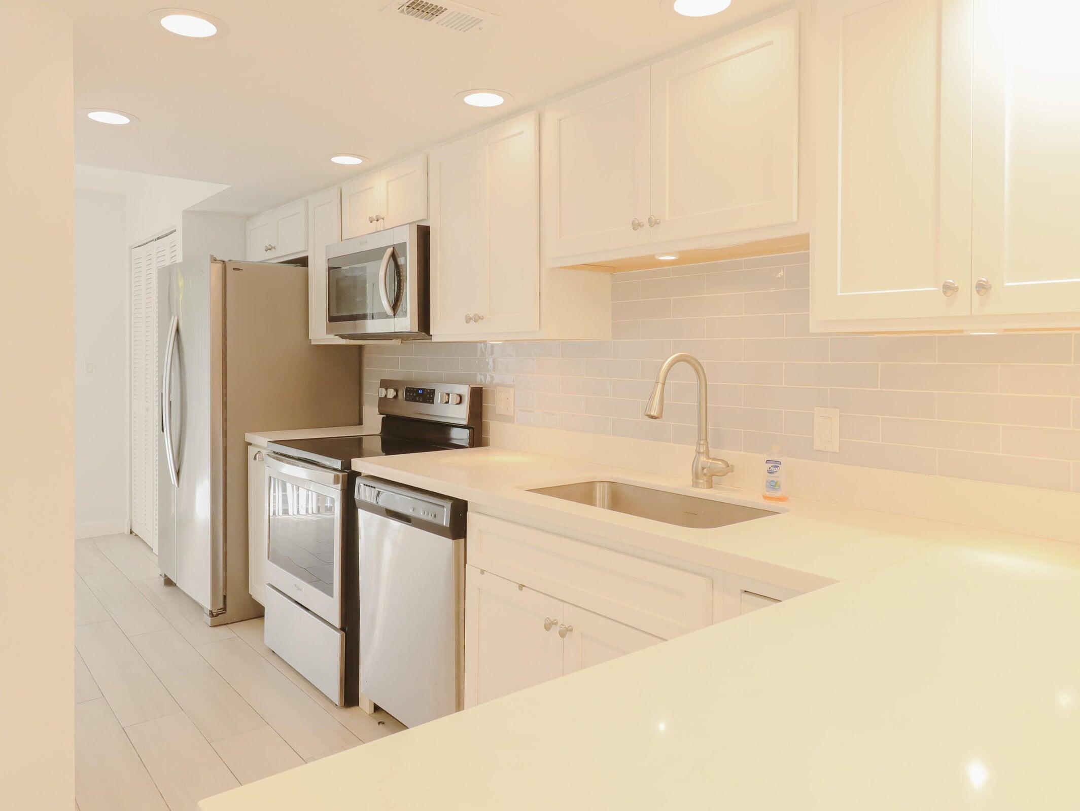 87200 Overseas Highway O4 Property Photo 3