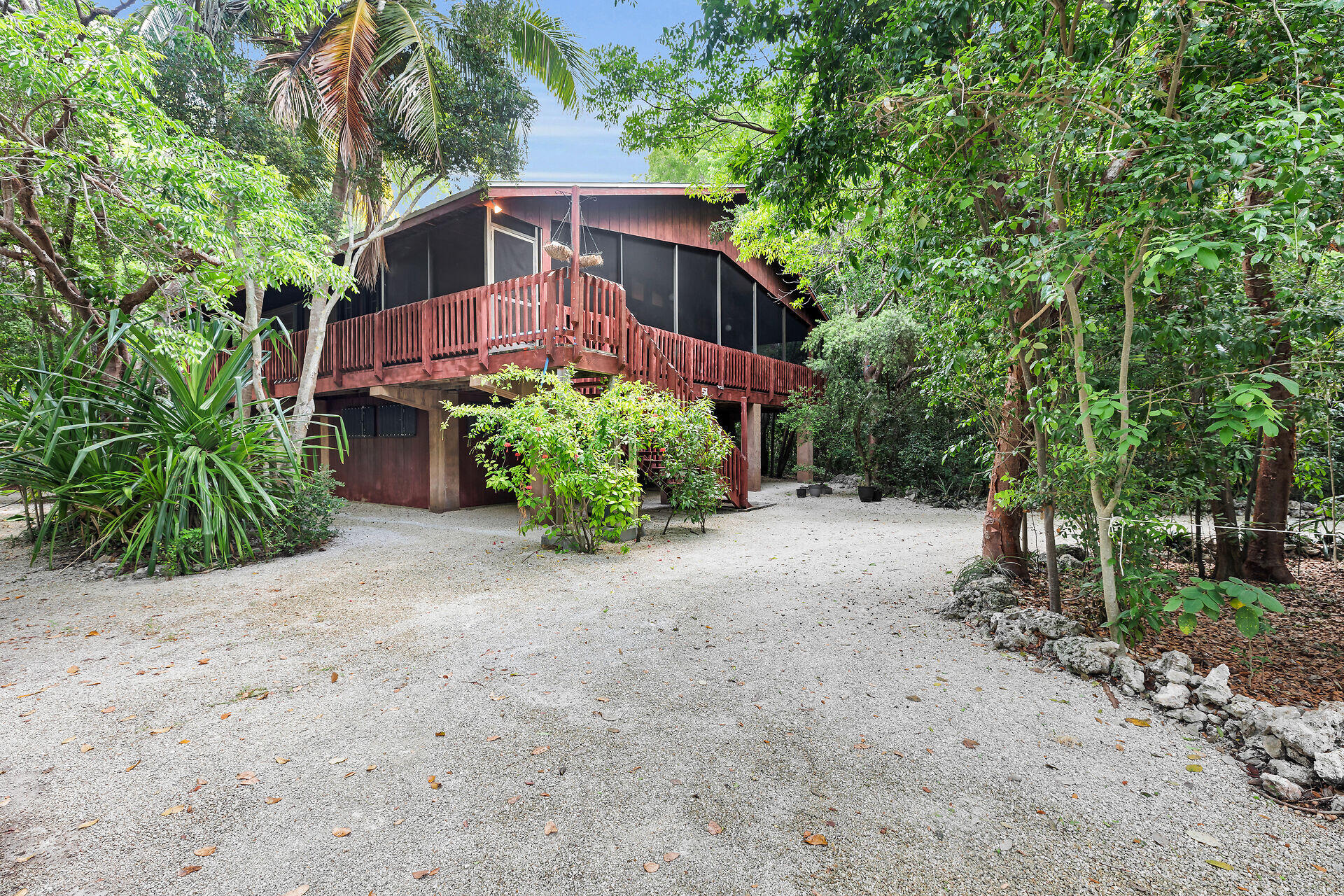 51 N Bay Harbor Drive Property Photo 1