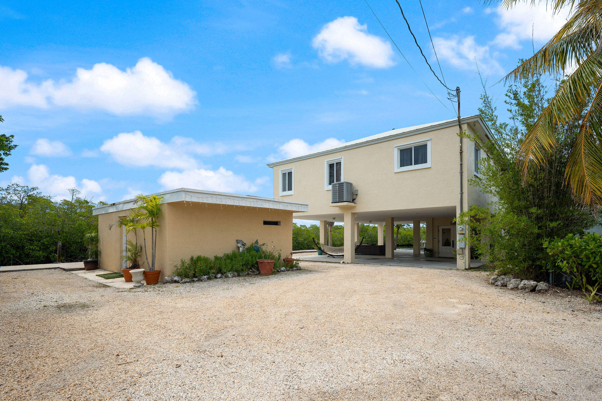 365 Loeb Avenue Property Photo 2