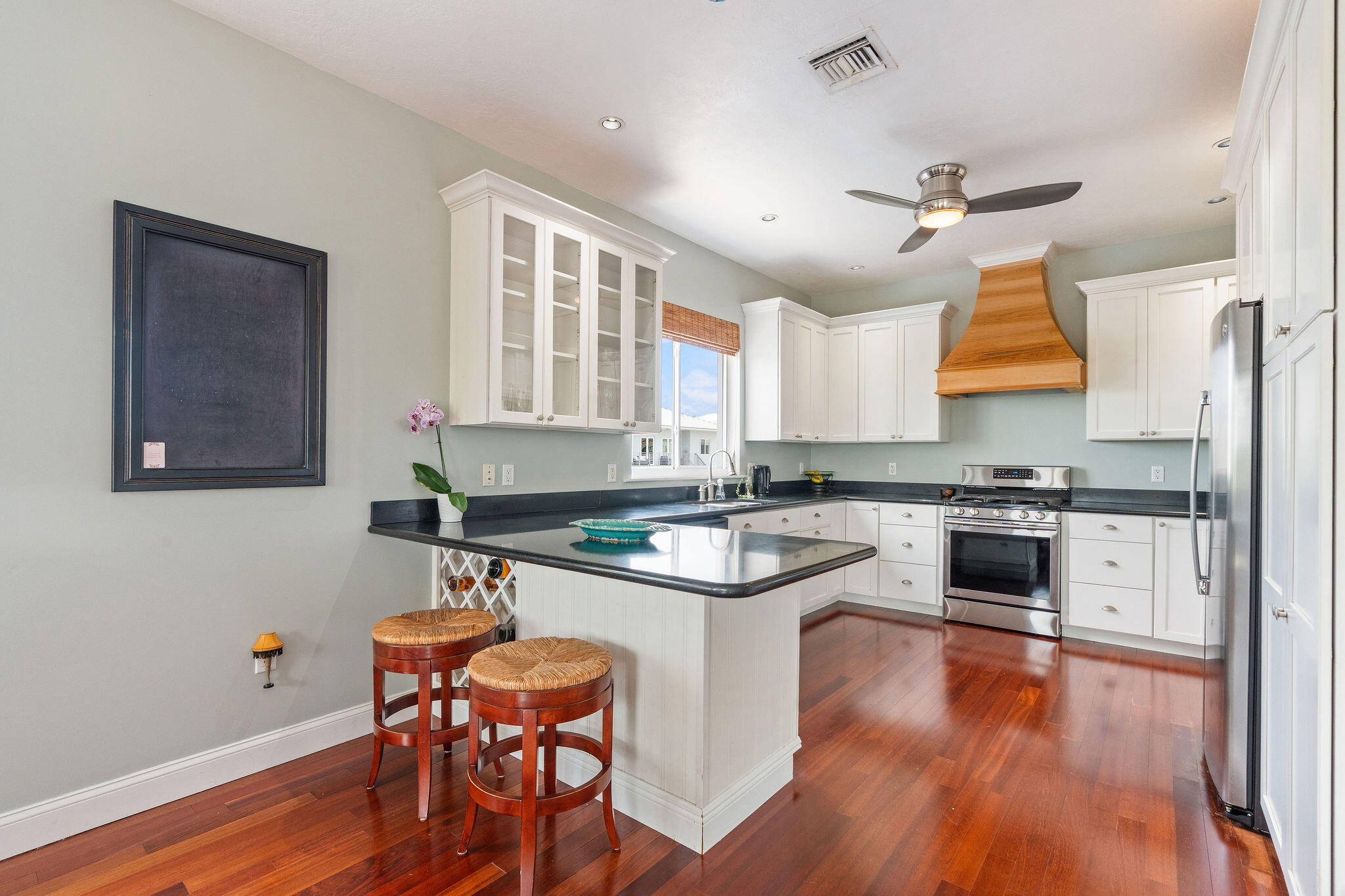 365 Loeb Avenue Property Photo 48