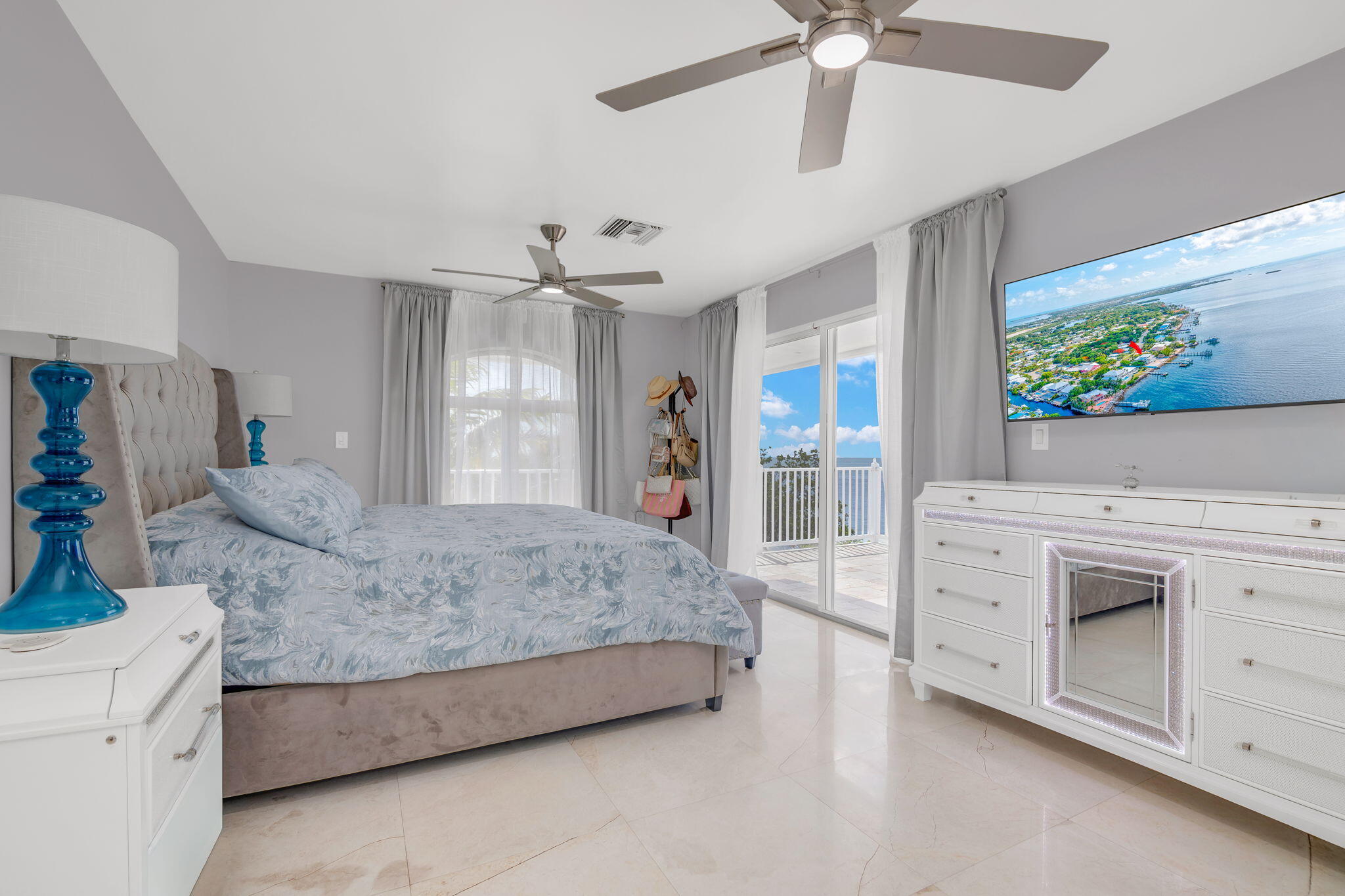 8070 Gulfstream Boulevard Property Photo 5