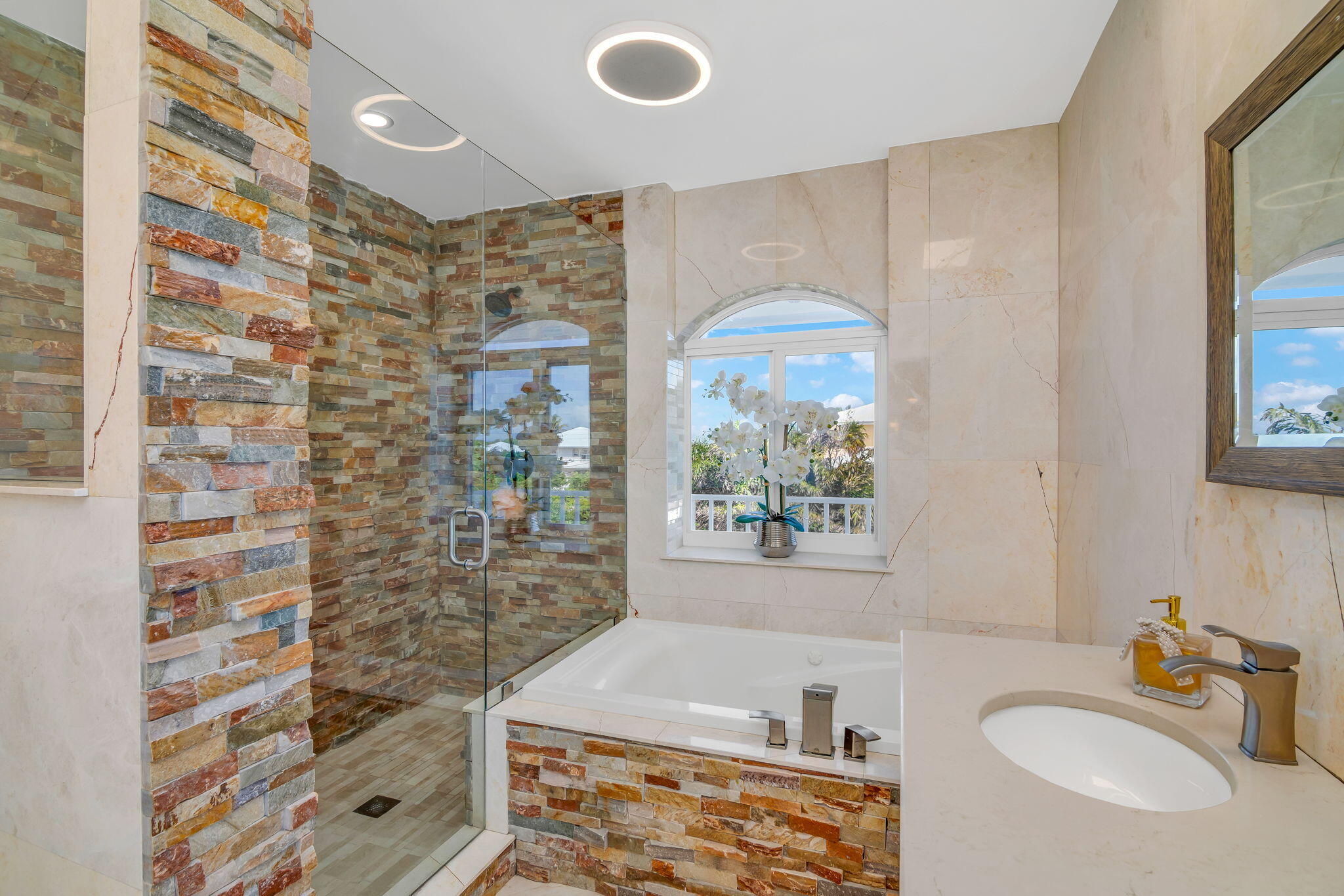 8070 Gulfstream Boulevard Property Photo 10