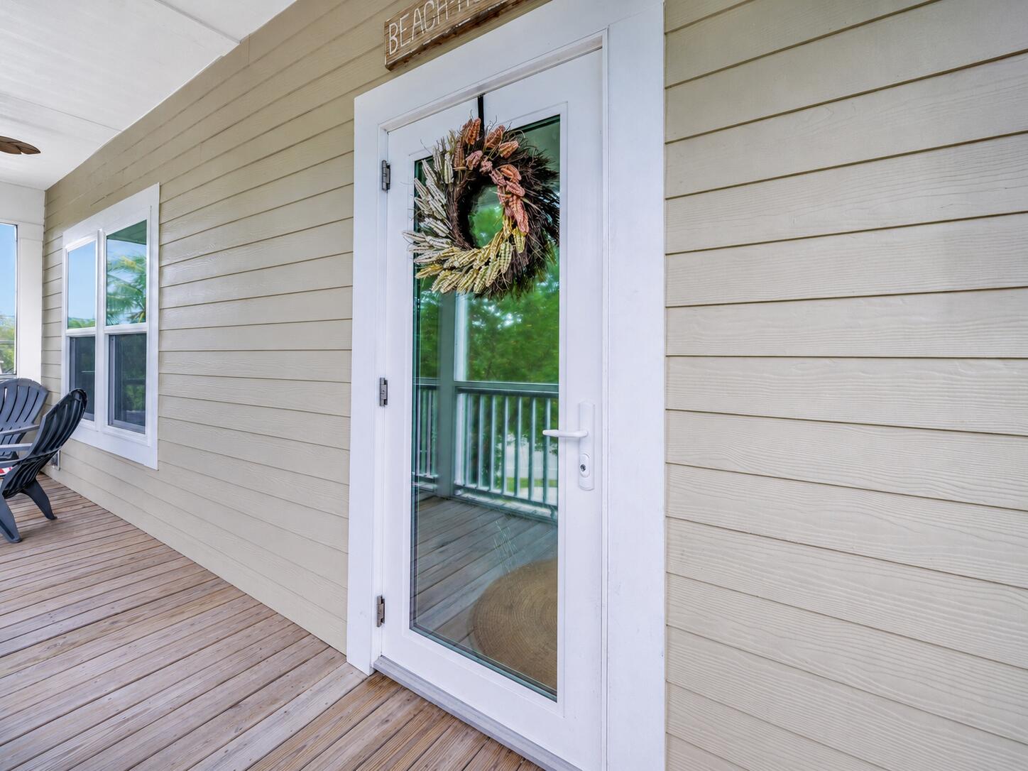 28110 Dorothy Avenue Property Photo 5