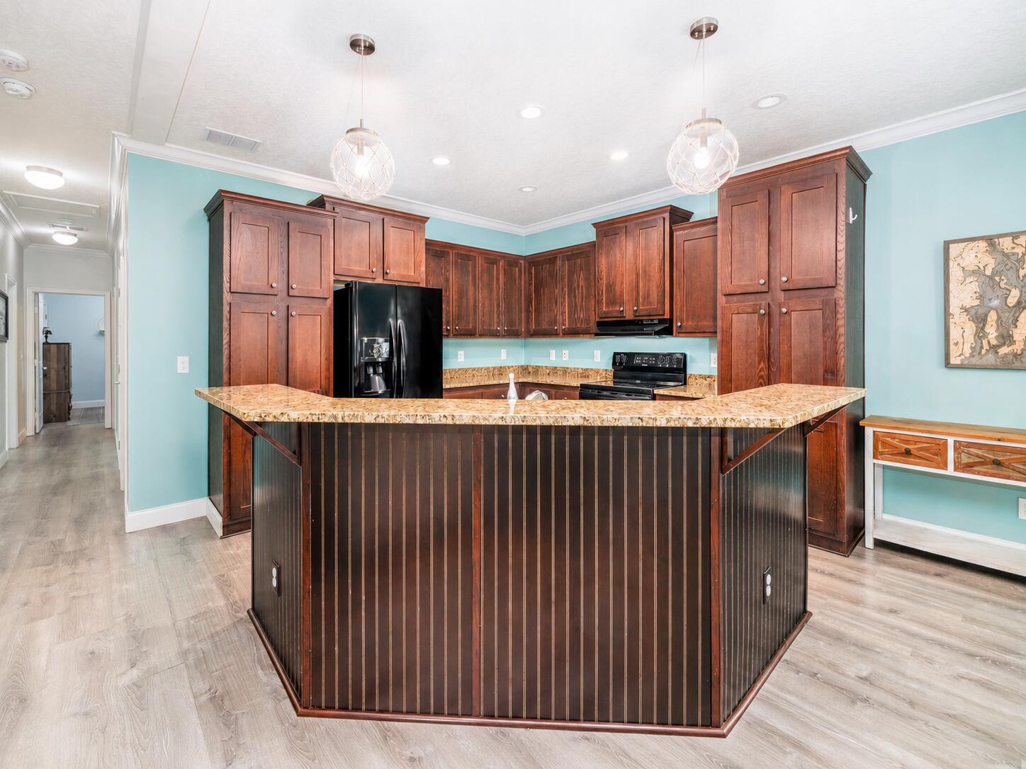 28110 Dorothy Avenue Property Photo 9