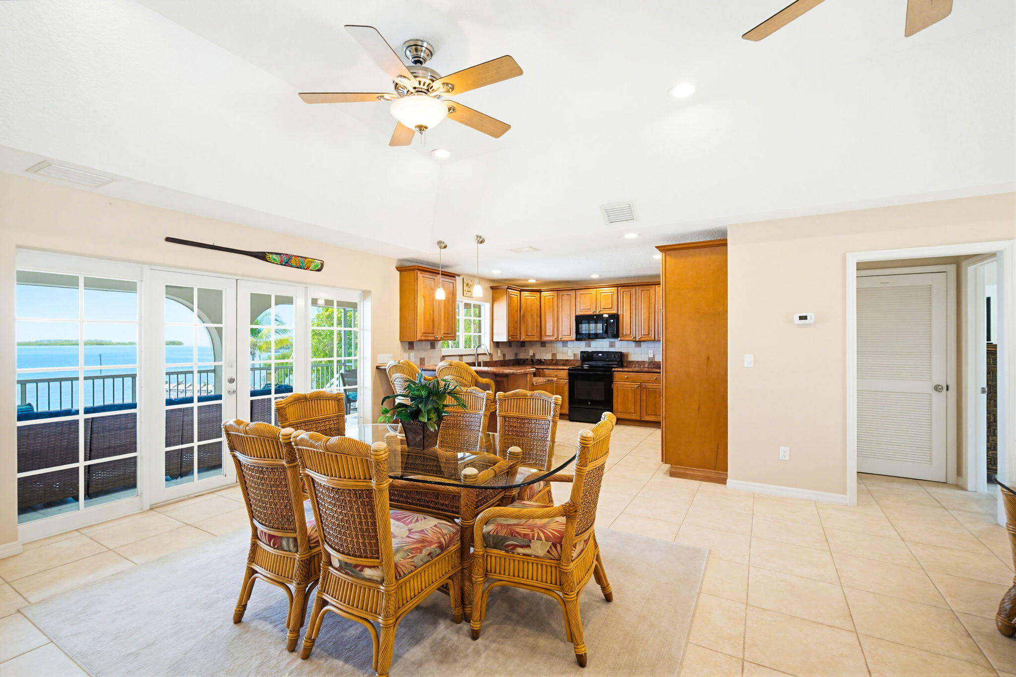 27348 Dominica Lane Property Photo 14