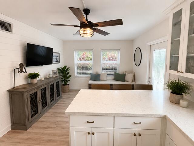 44 Rock Harbor Drive Property Photo 4