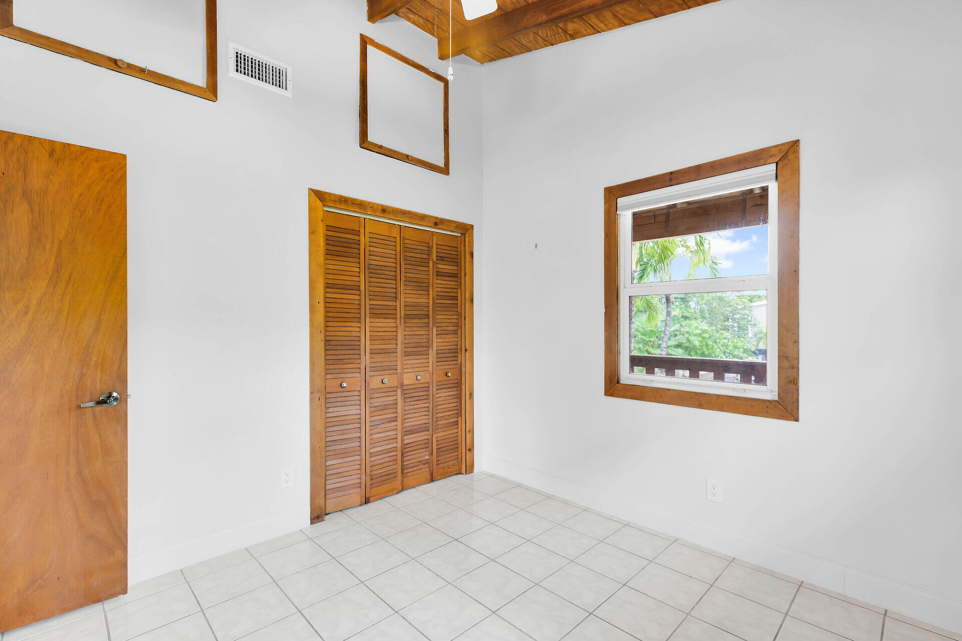 22822 Buccaneer Lane Property Photo 25