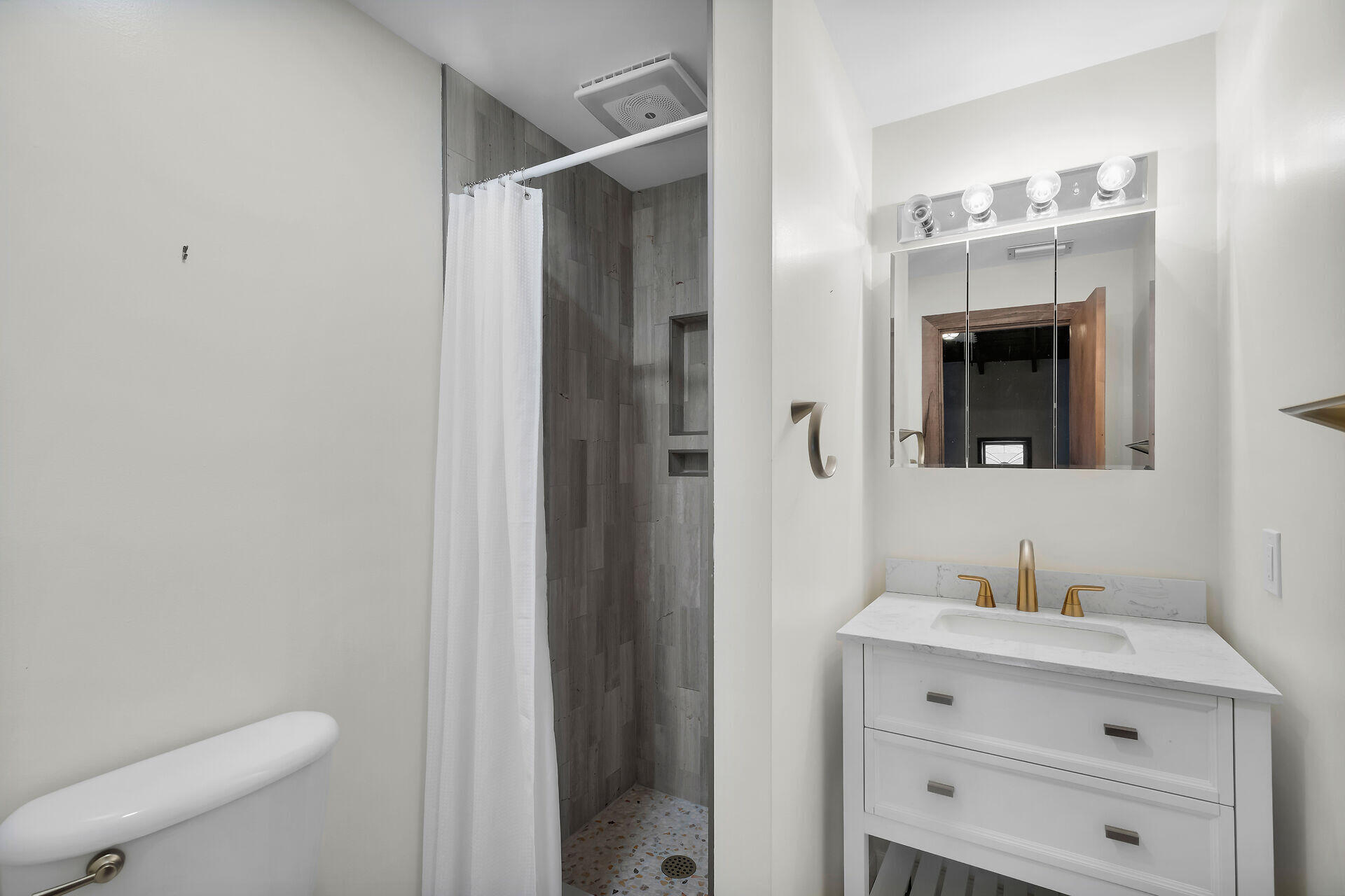 22822 Buccaneer Lane Property Photo 27