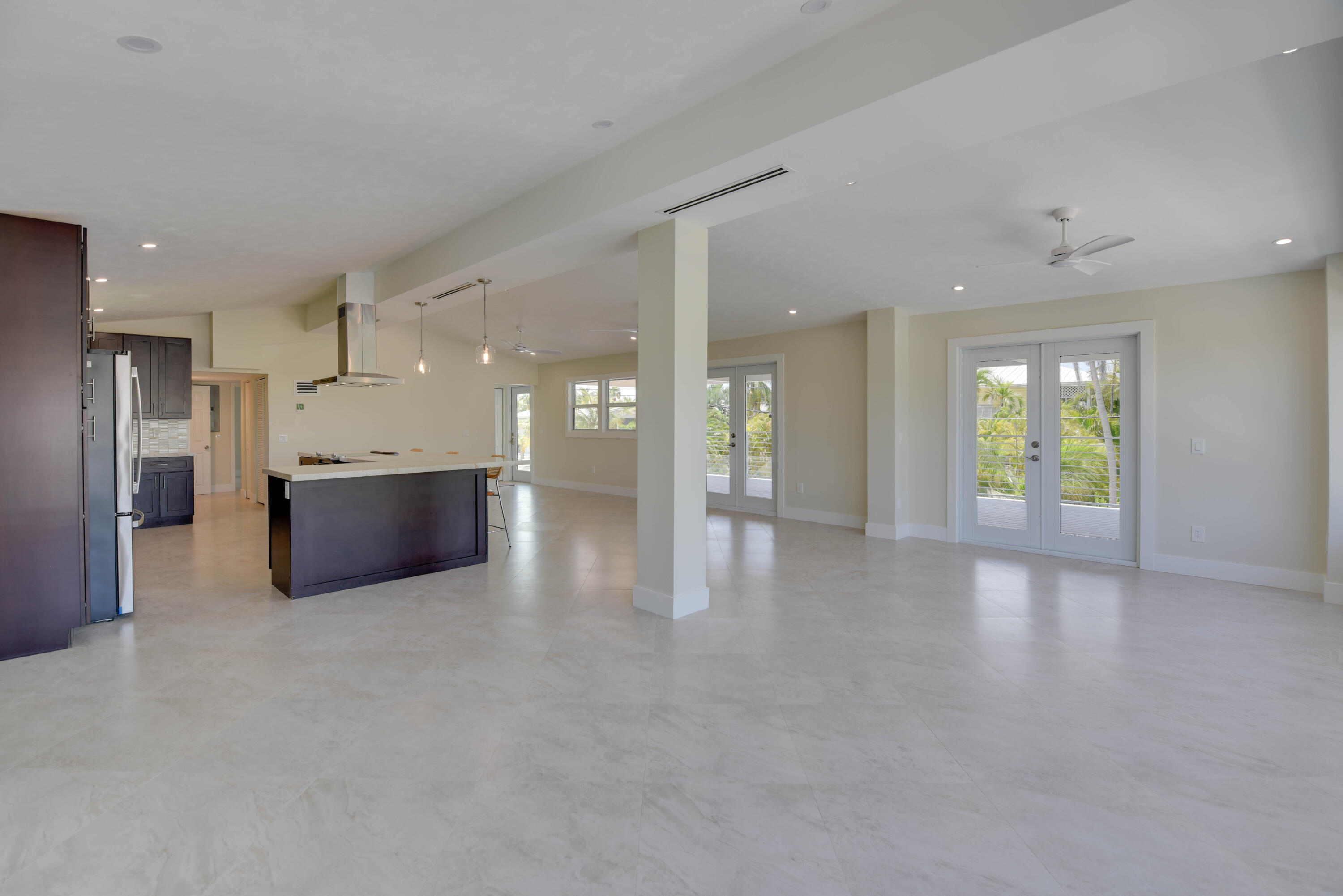 848 E Caribbean Drive Property Photo 36