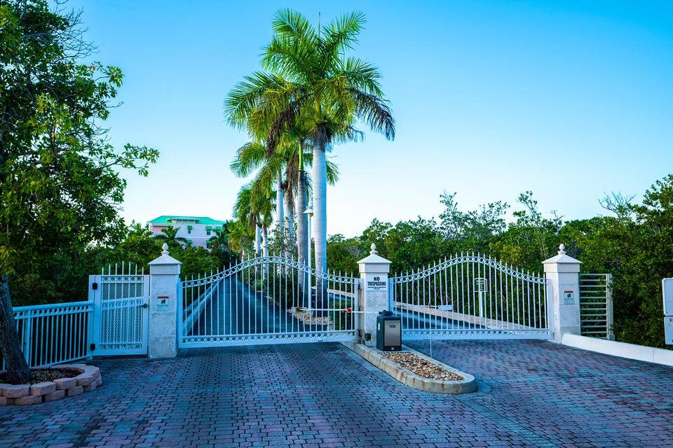 5555 College Road Dolphin 7 Property Photo 7