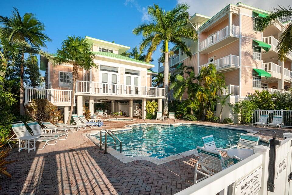 5555 College Road Dolphin 7 Property Photo 11