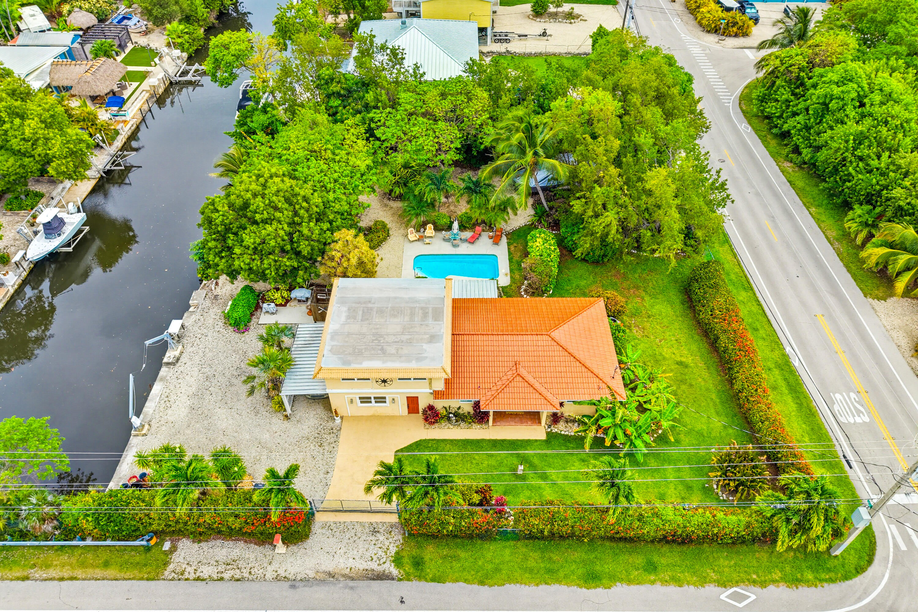 30985 Hibiscus Drive Property Photo 1