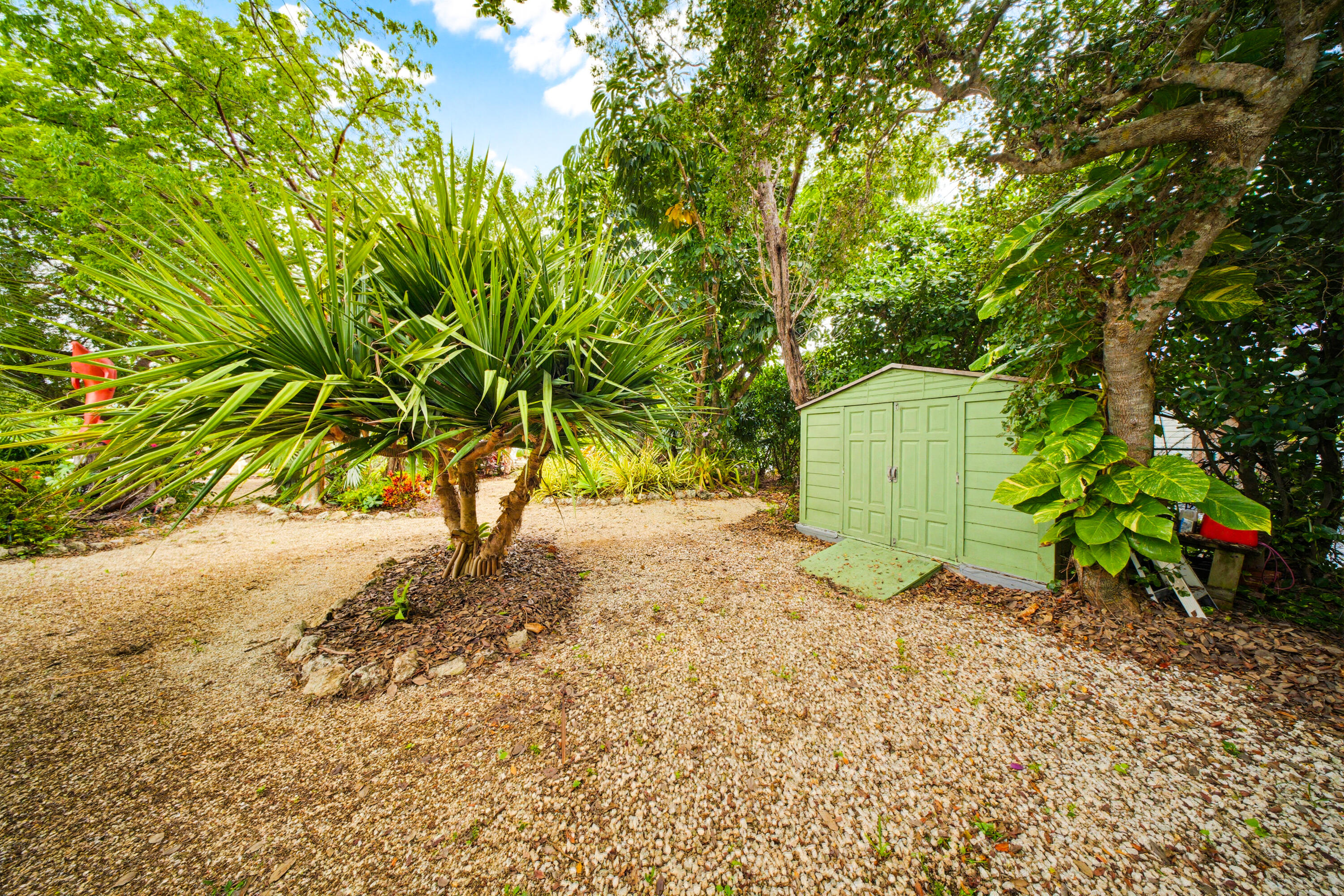 30985 Hibiscus Drive Property Photo 42