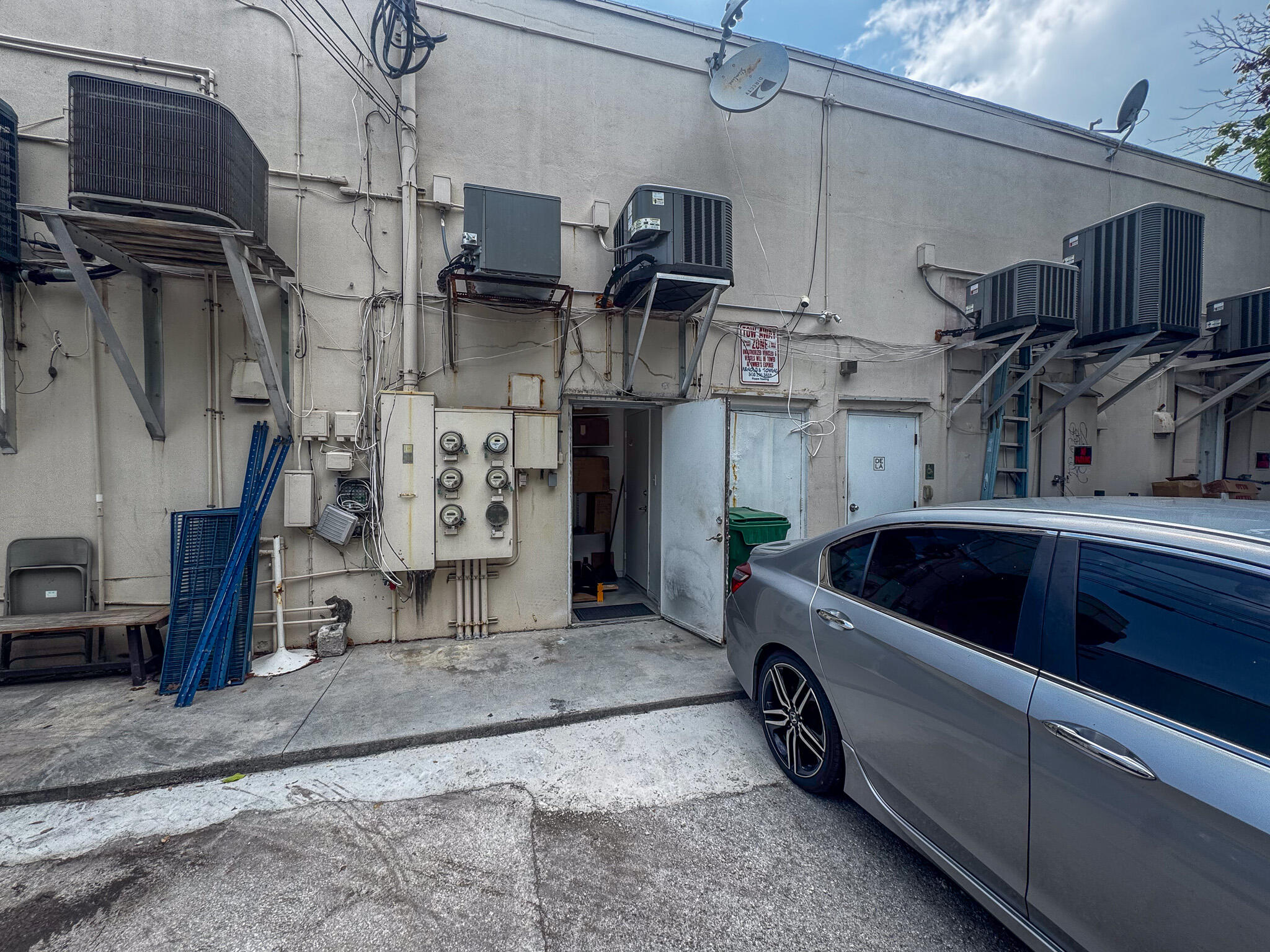 419 Duval Street C Property Photo 4