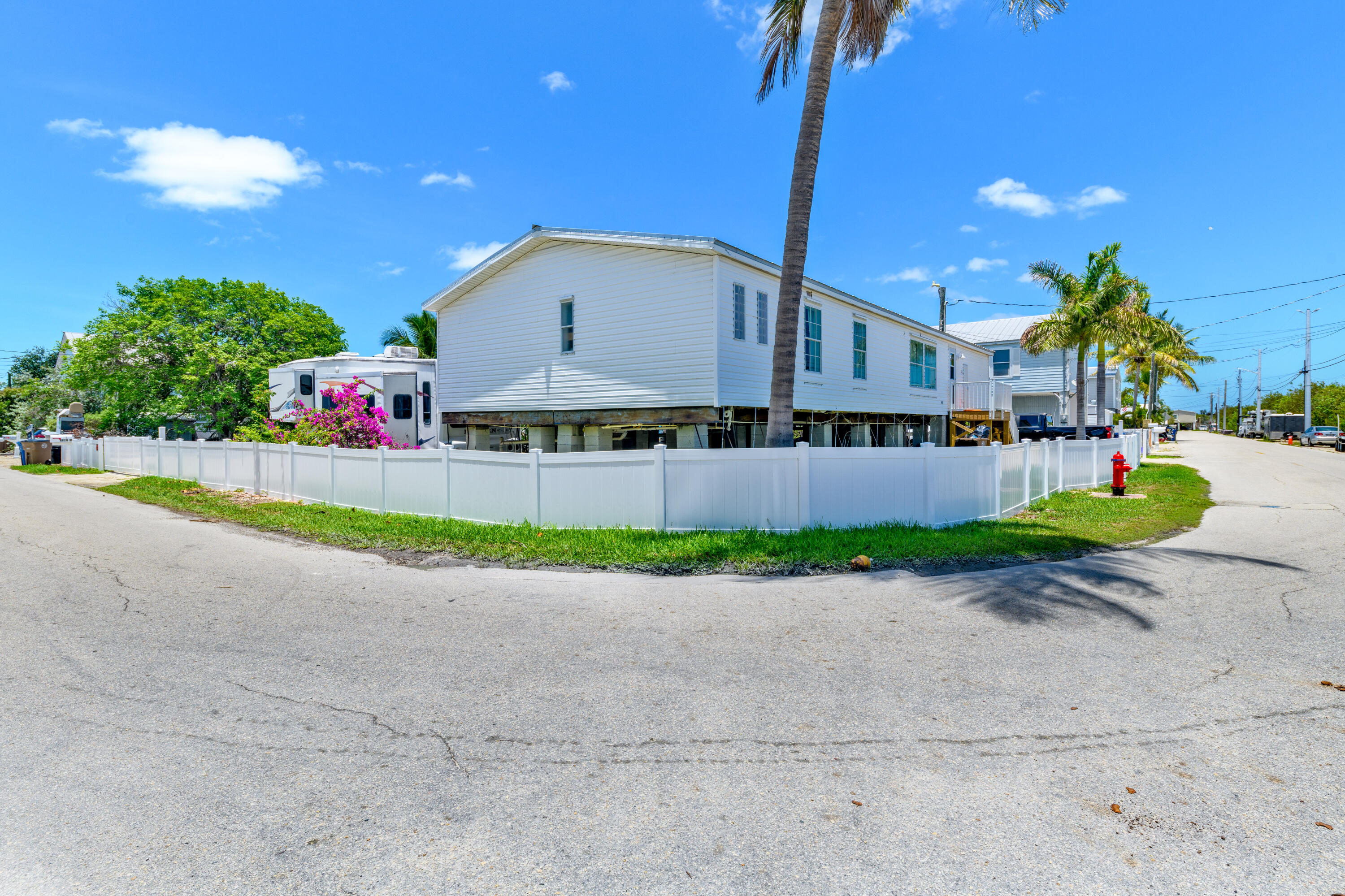 1 Riviera Drive Property Photo 25