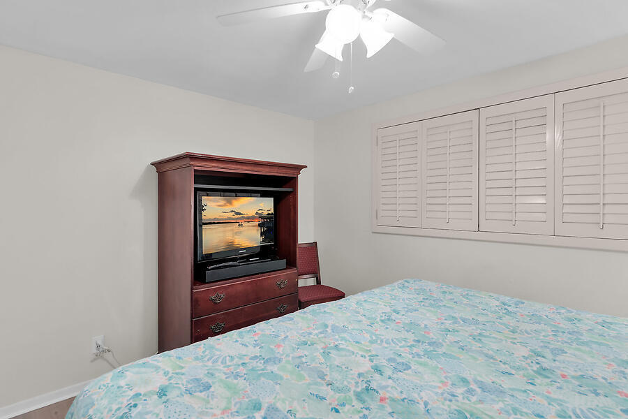 303 Sombrero Beach Road Property Photo 42