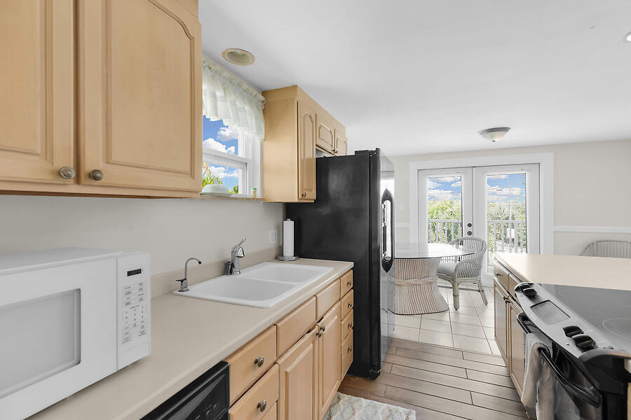 303 Sombrero Beach Road Property Photo 50