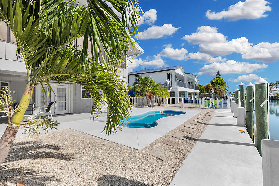 303 Sombrero Beach Road Property Photo 74