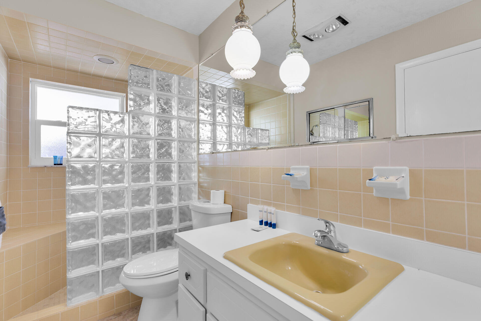 2919 Sombrero Boulevard Property Photo 31