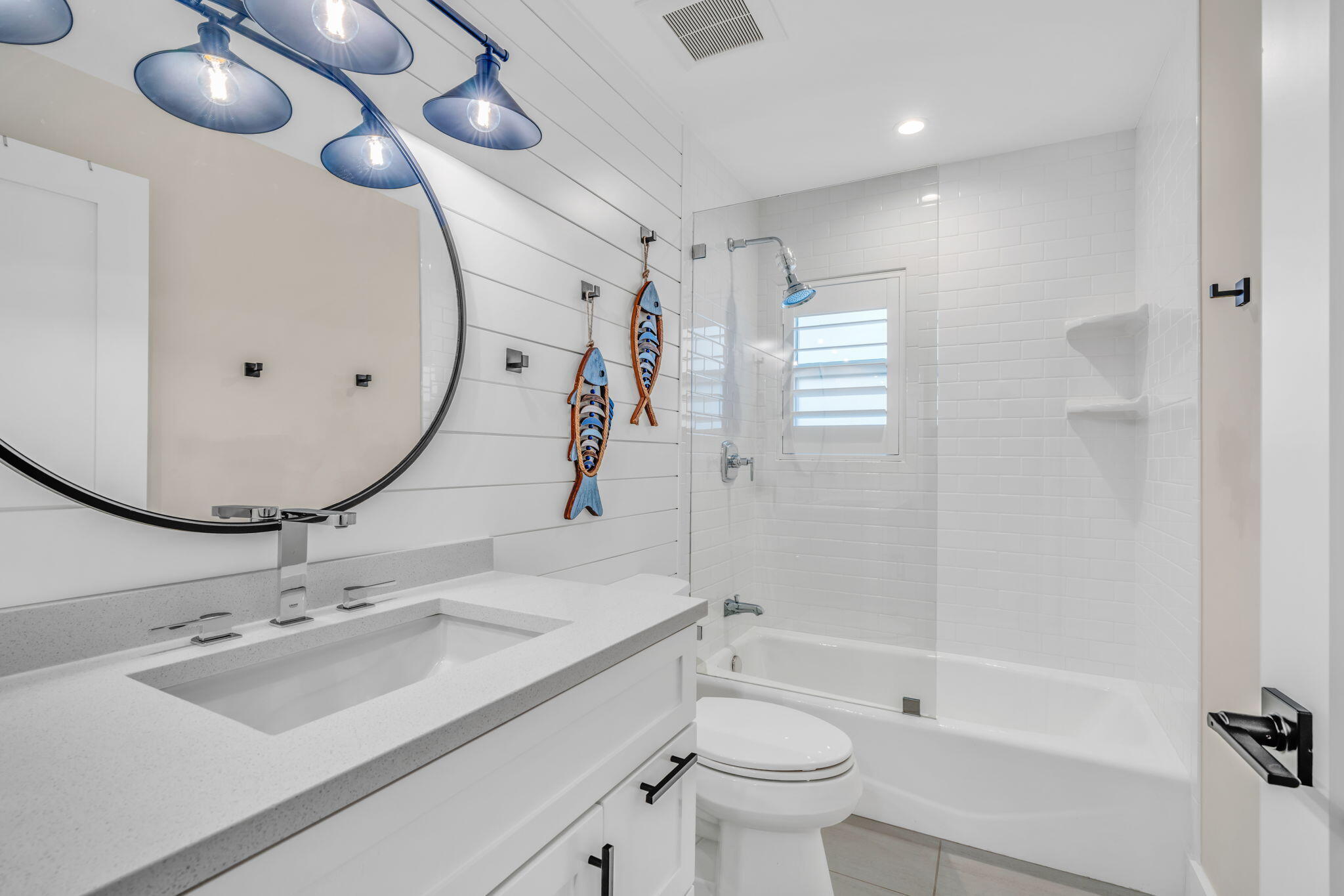 273 Indies Road Property Photo 18