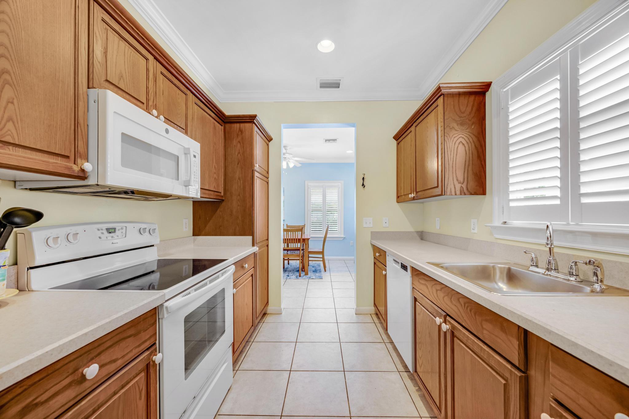 15 Coral Way Property Photo 5