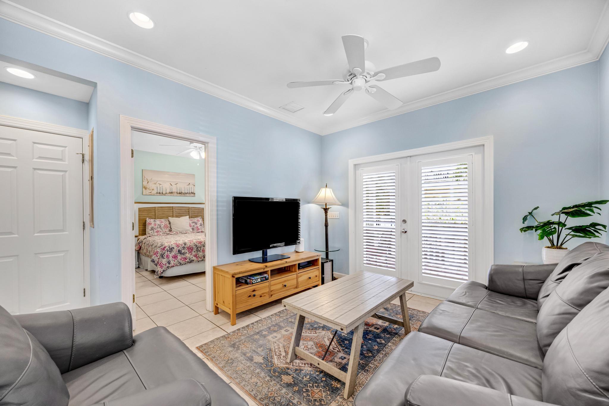 15 Coral Way Property Photo 17