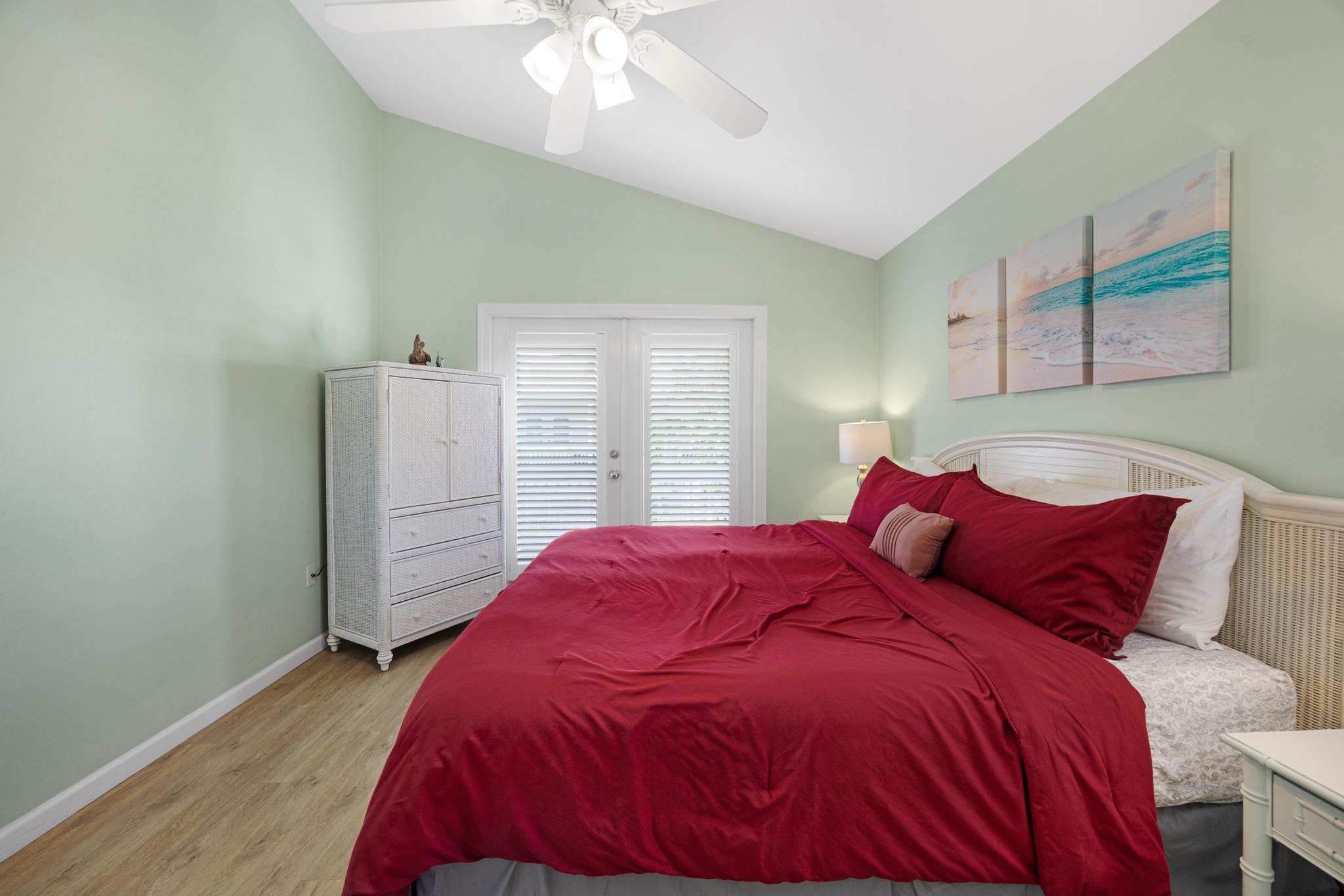 15 Coral Way Property Photo 30
