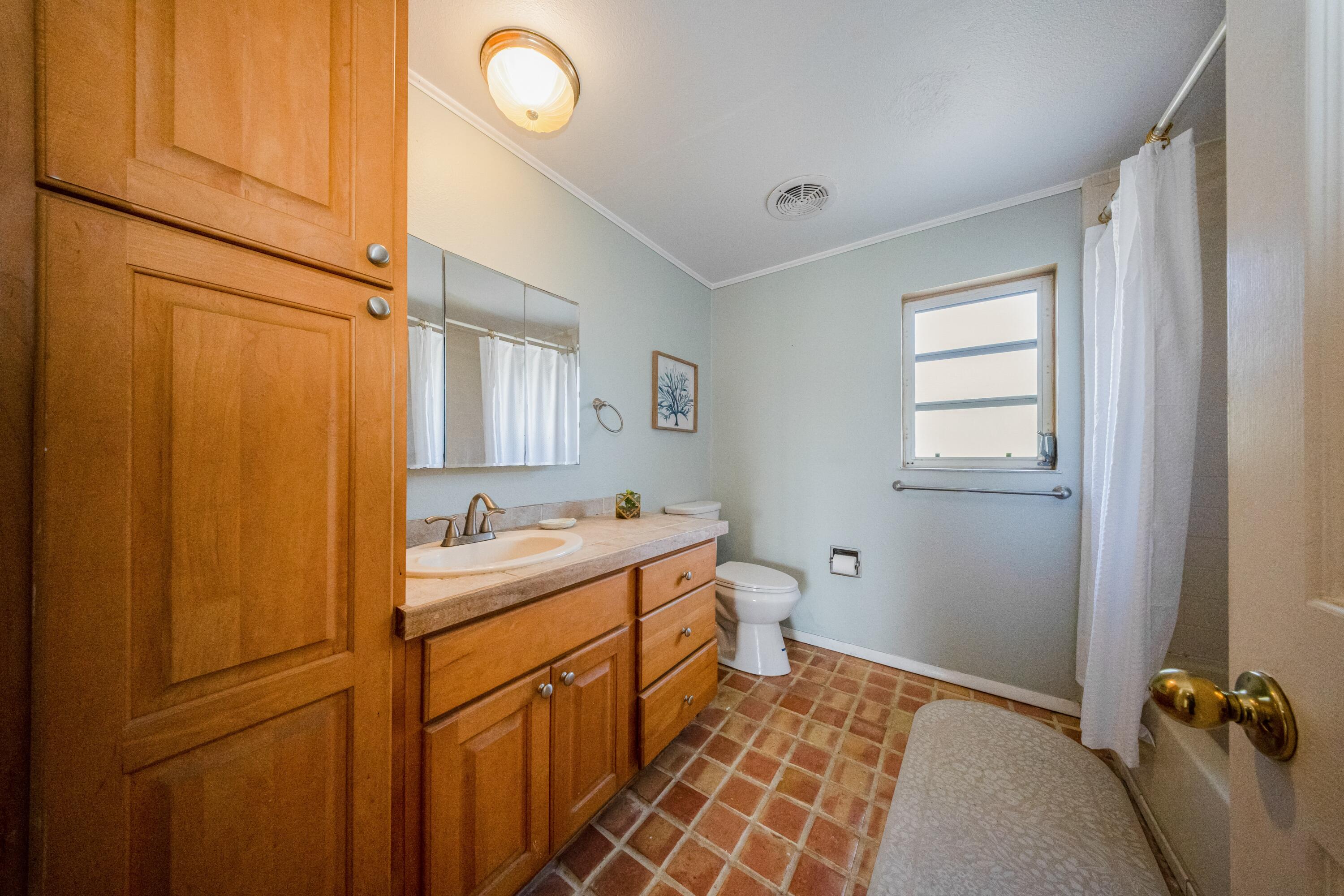 133 Valois Boulevard Property Photo 12
