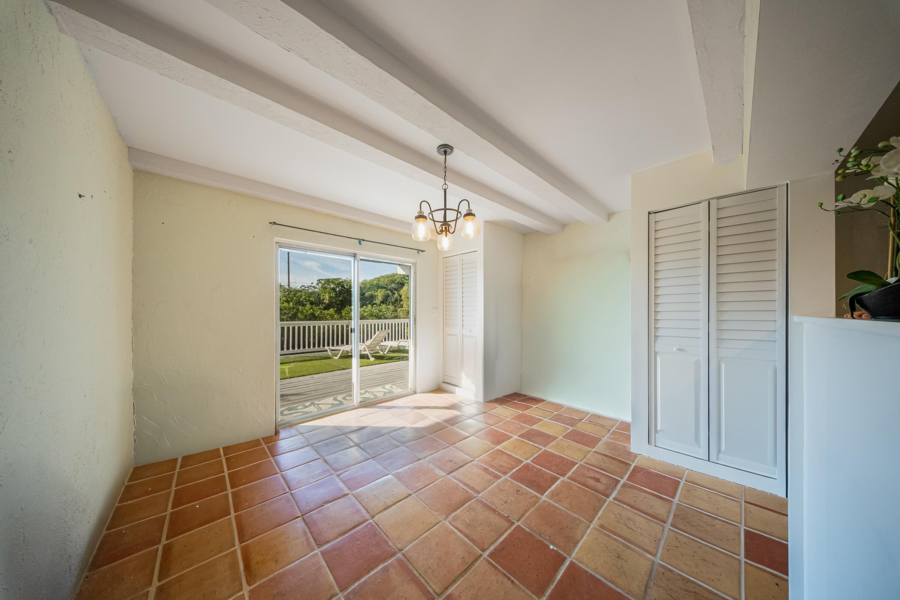 133 Valois Boulevard Property Photo 14