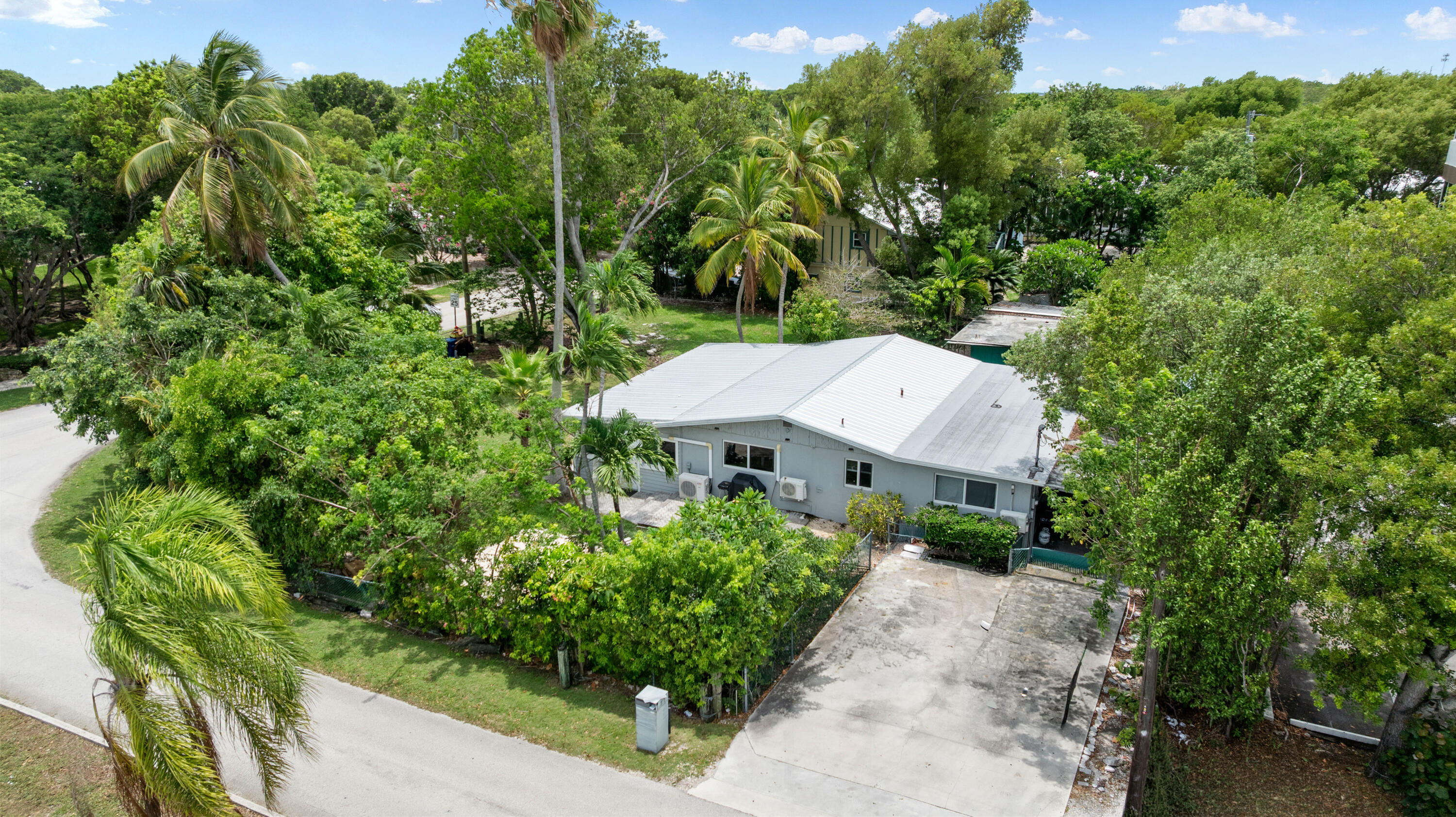 227 Atlantic Boulevard Property Photo 2