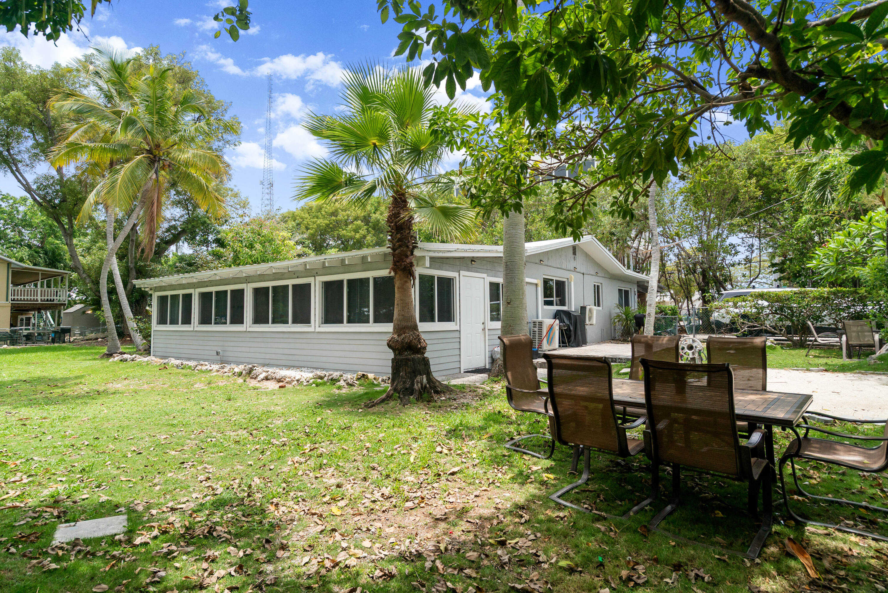 227 Atlantic Boulevard Property Photo 4
