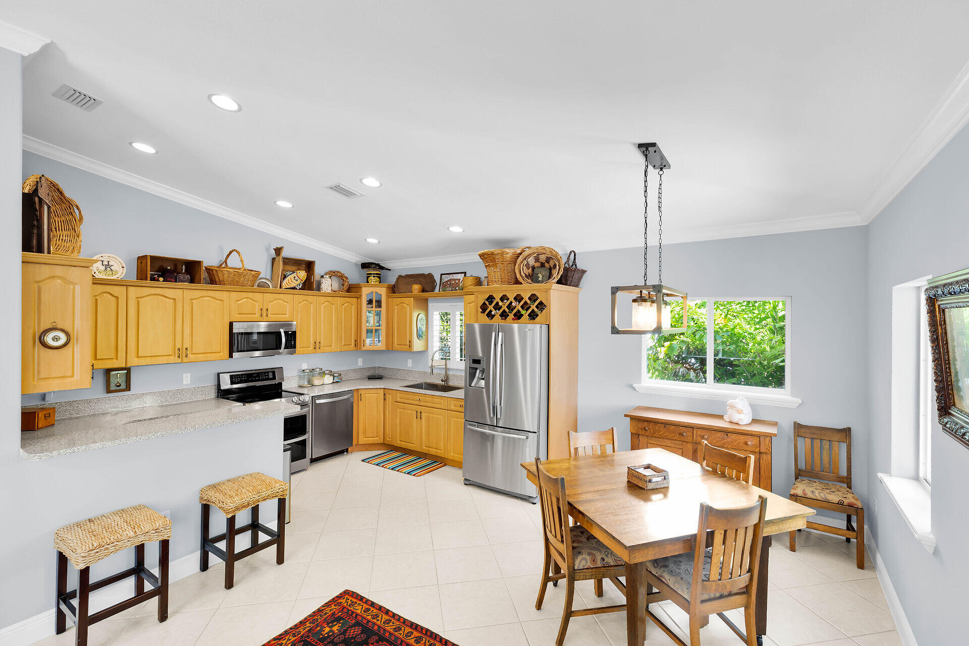 54 Tarpon Avenue Property Photo 3