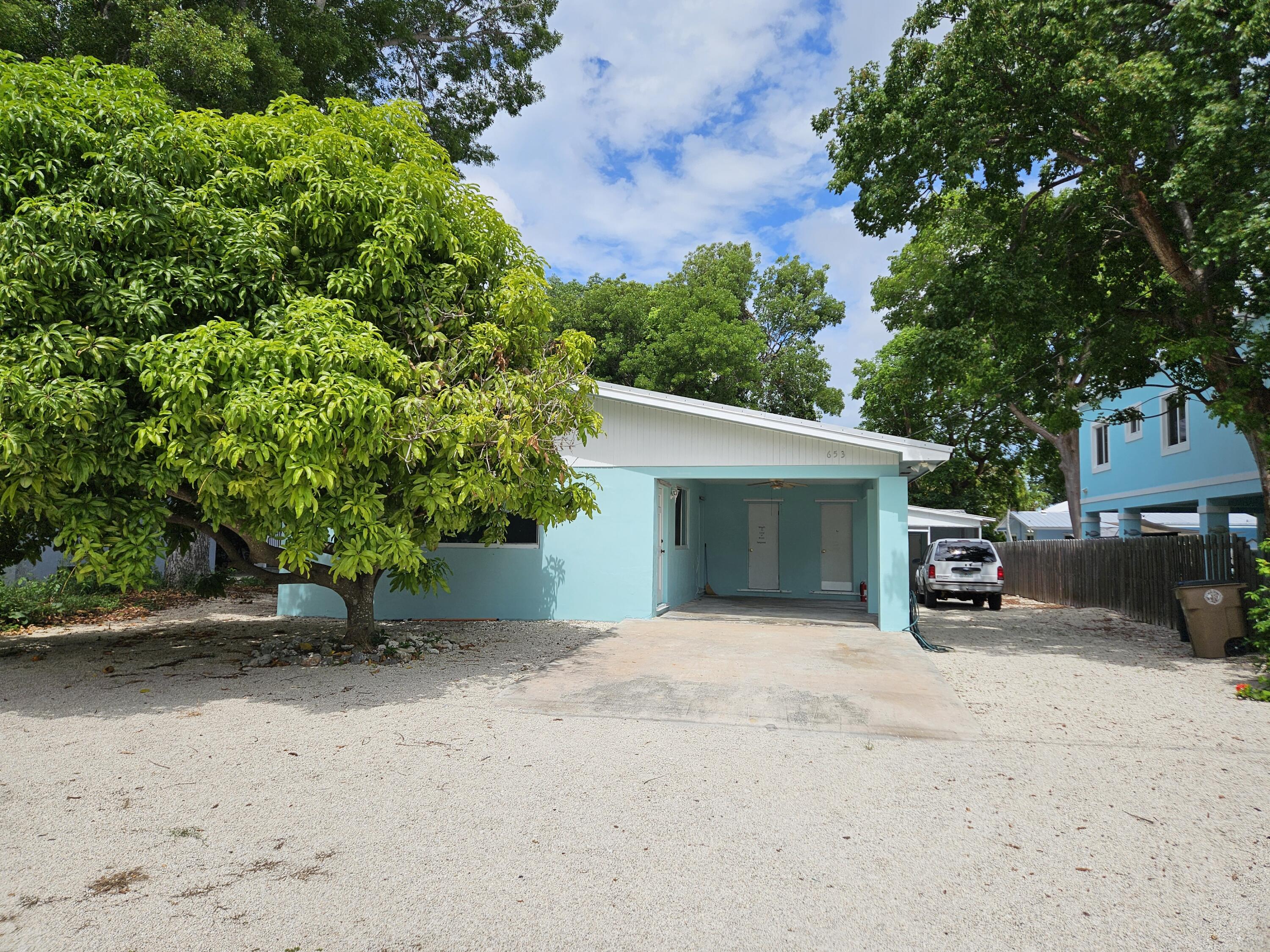 653 Colson Drive Property Photo 1