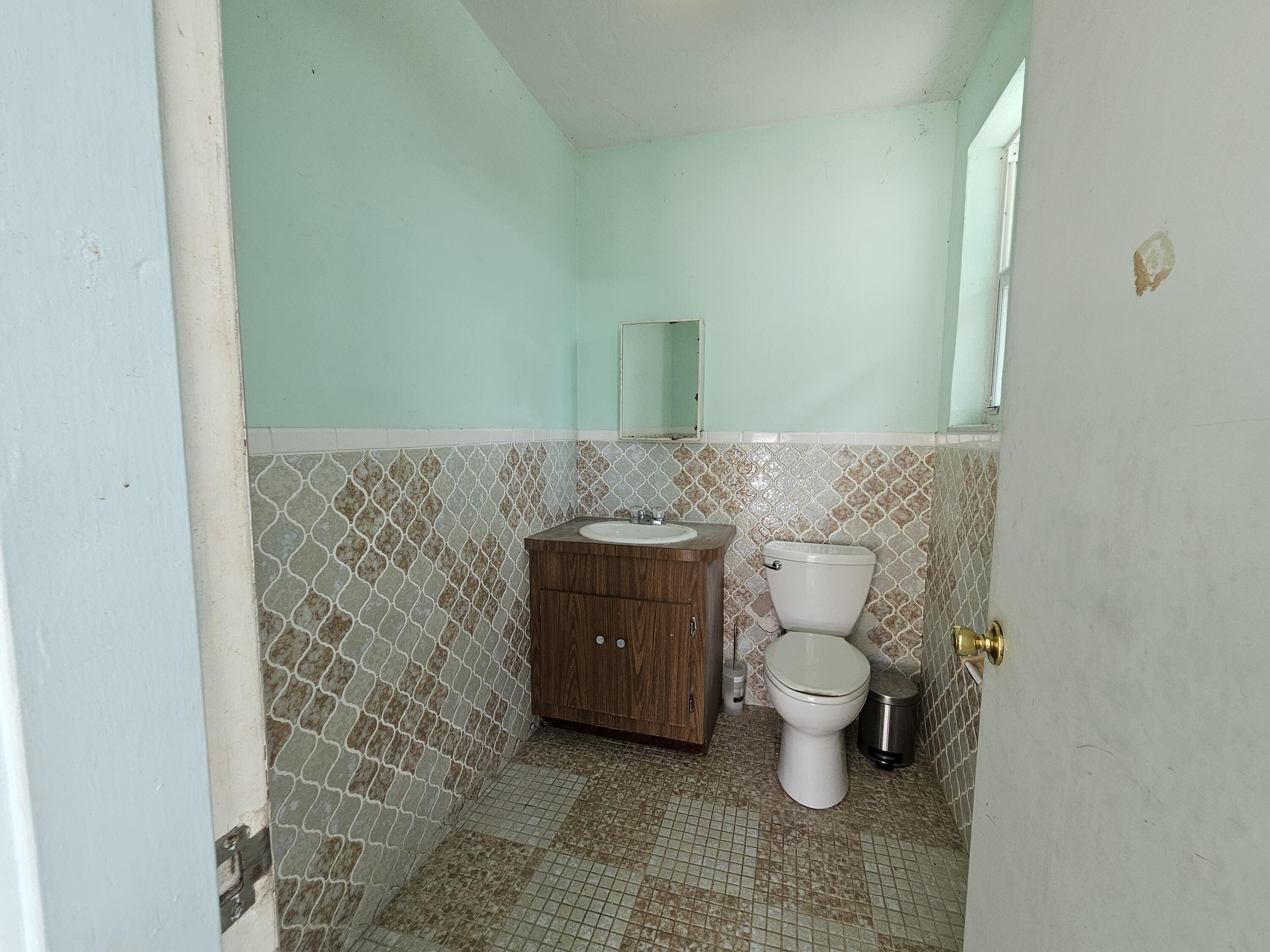 653 Colson Drive Property Photo 14