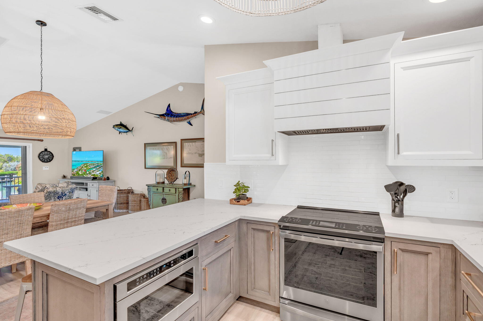 181 12th Street Property Photo 13