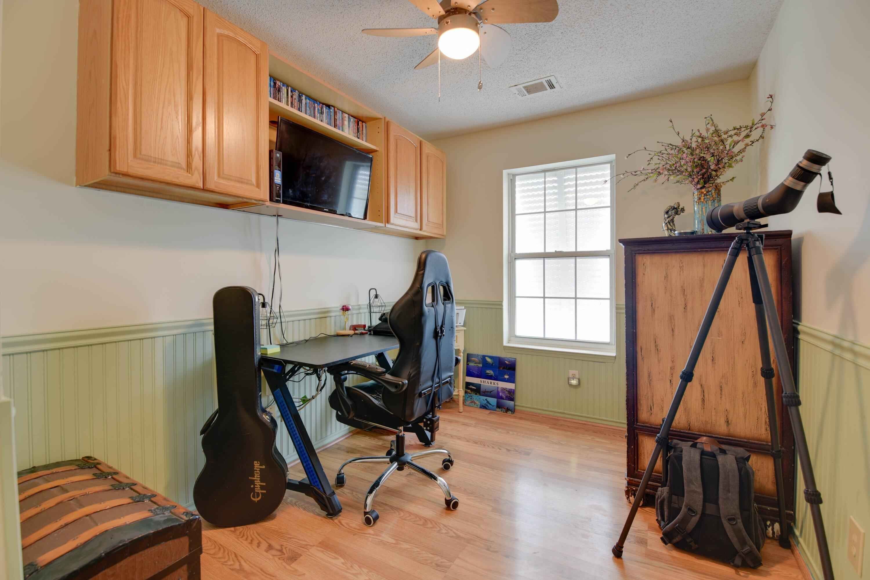 706 E Caribbean Drive Property Photo 13