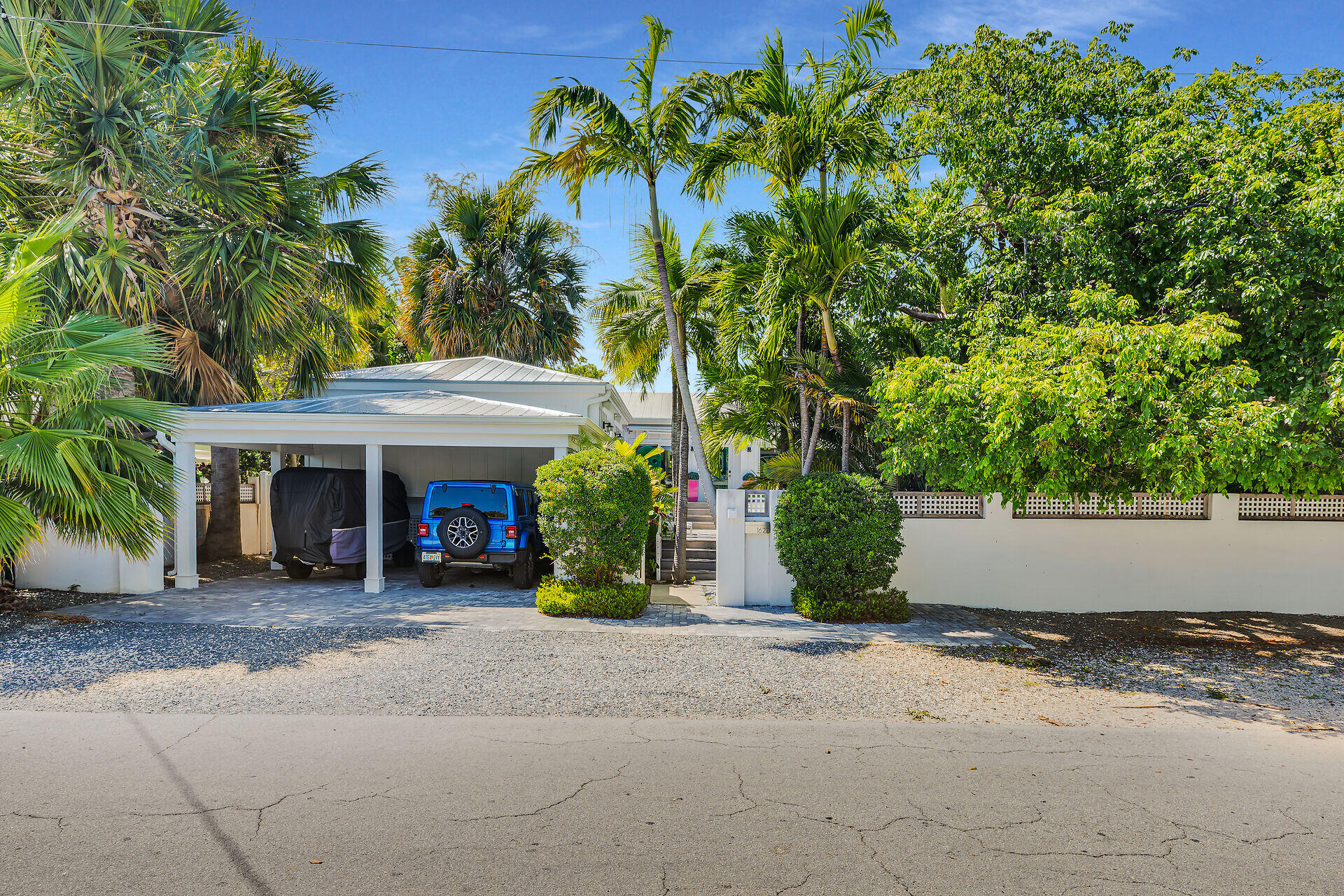 1627 Johnson Street Property Photo 22