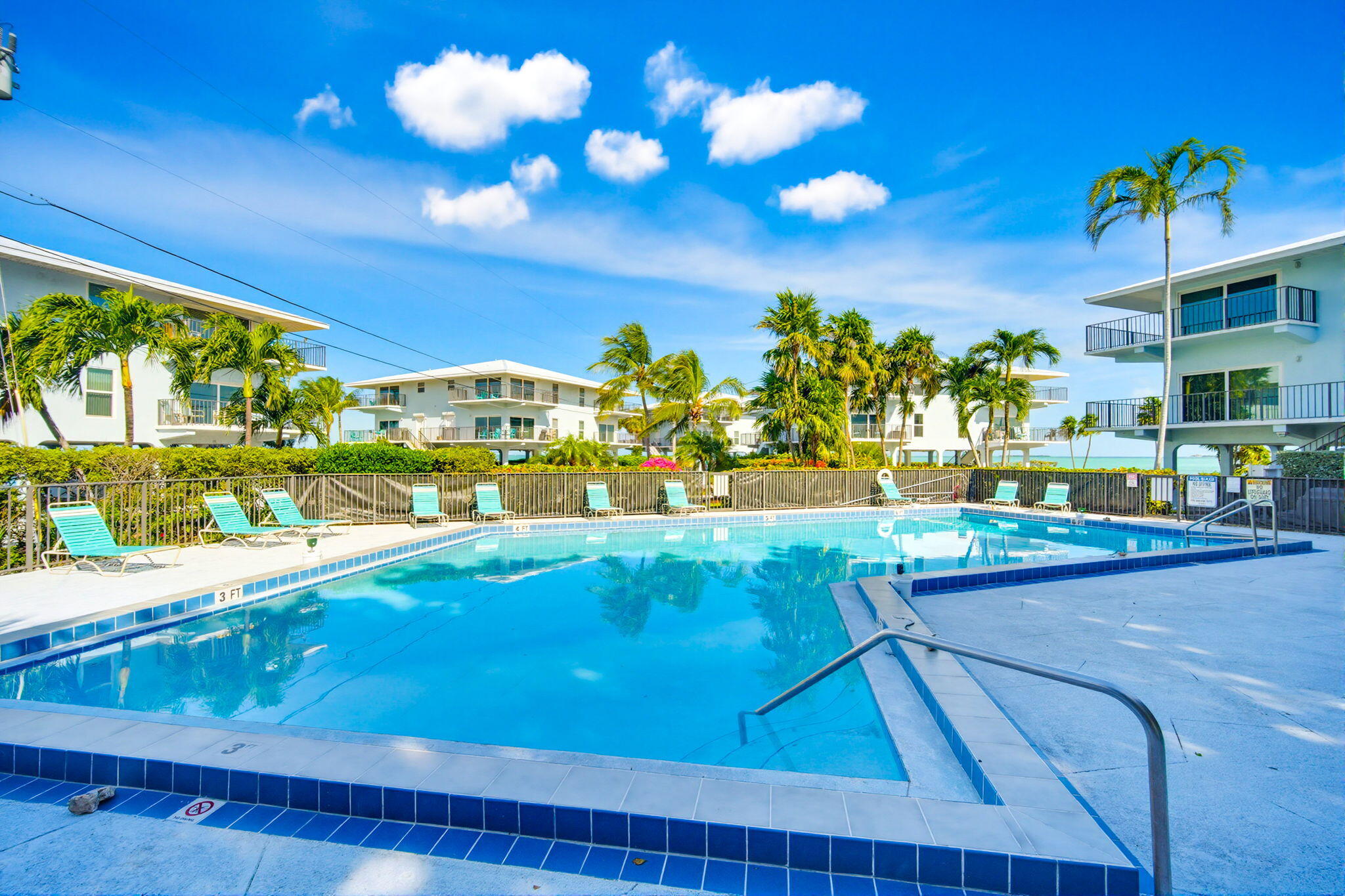 12690 Overseas Highway Apt 310 Property Photo 5