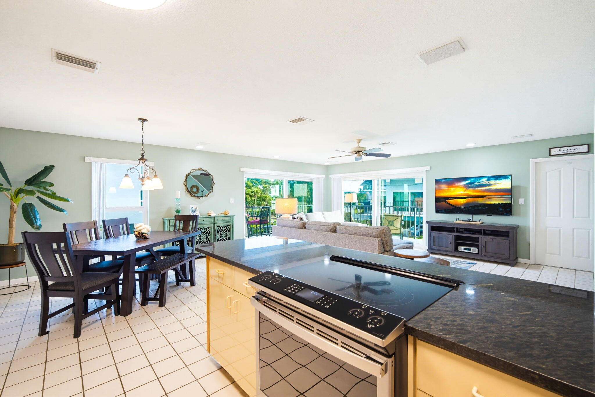12690 Overseas Highway Apt 310 Property Photo 16