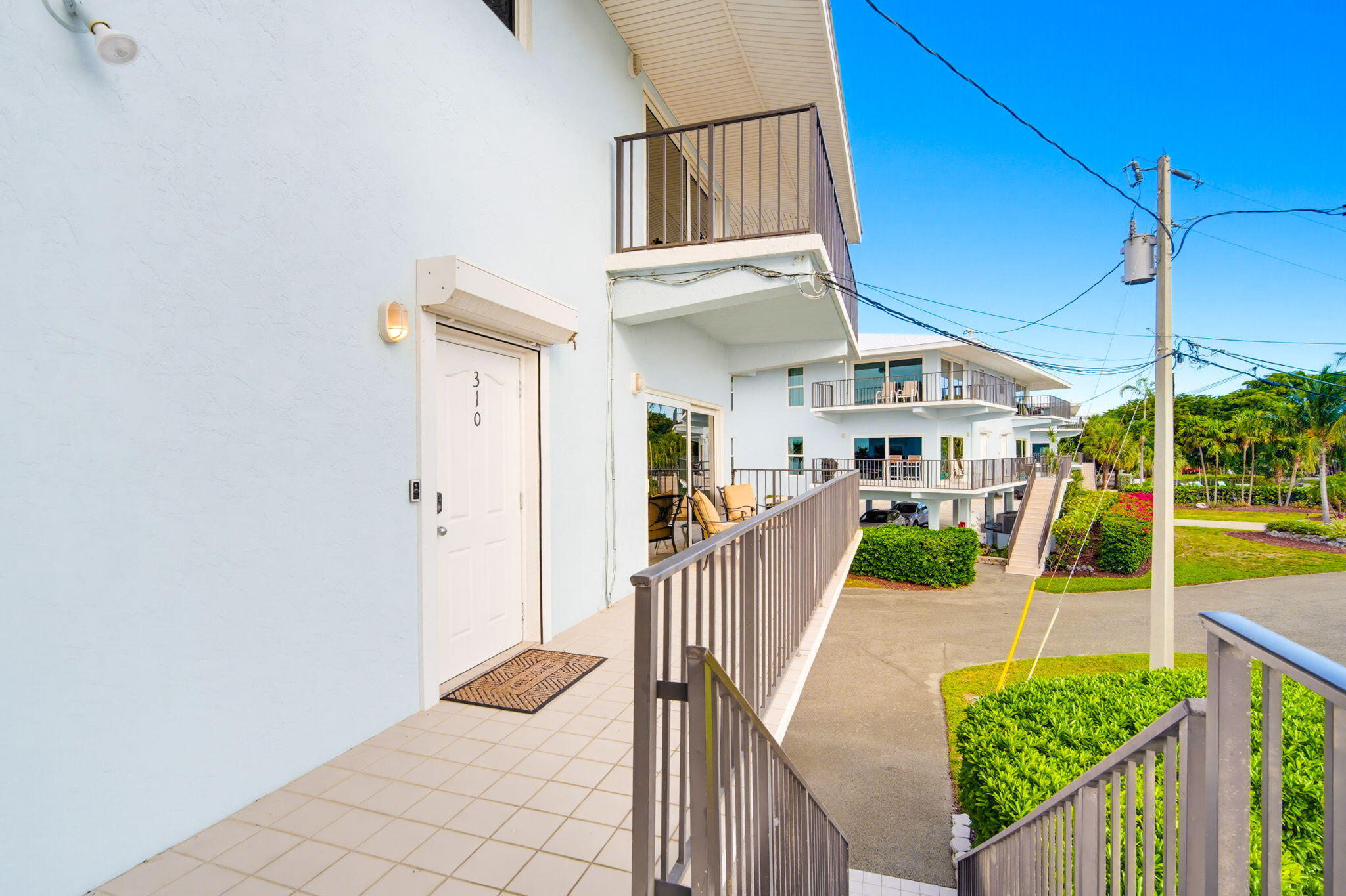 12690 Overseas Highway Apt 310 Property Photo 31