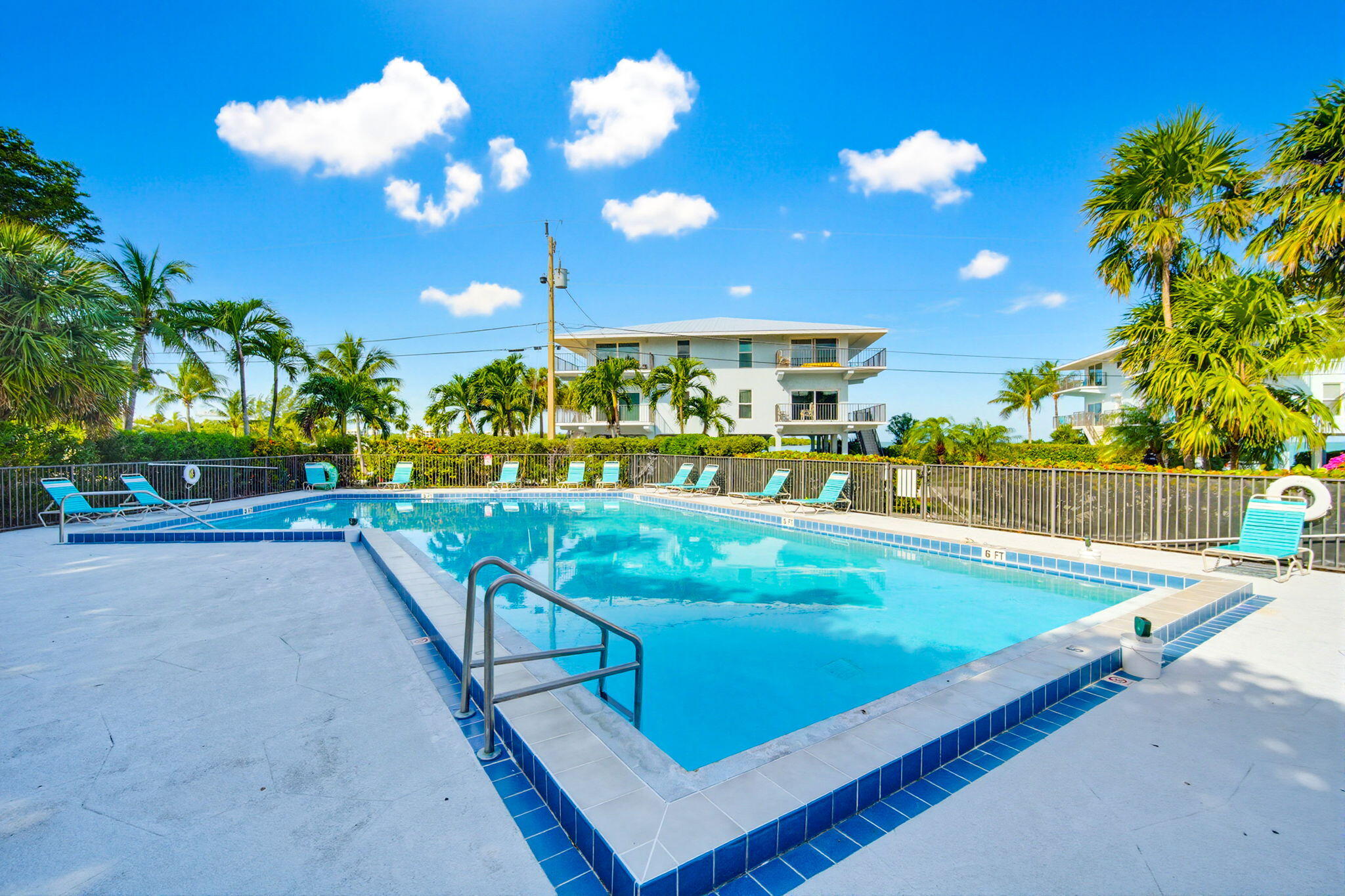 12690 Overseas Highway Apt 310 Property Photo 40