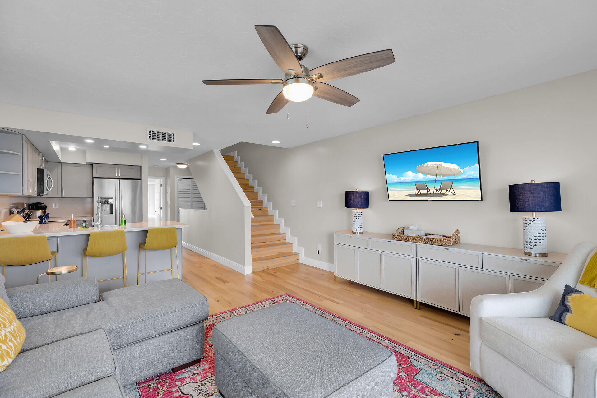 315 E Ocean Drive Property Photo 6