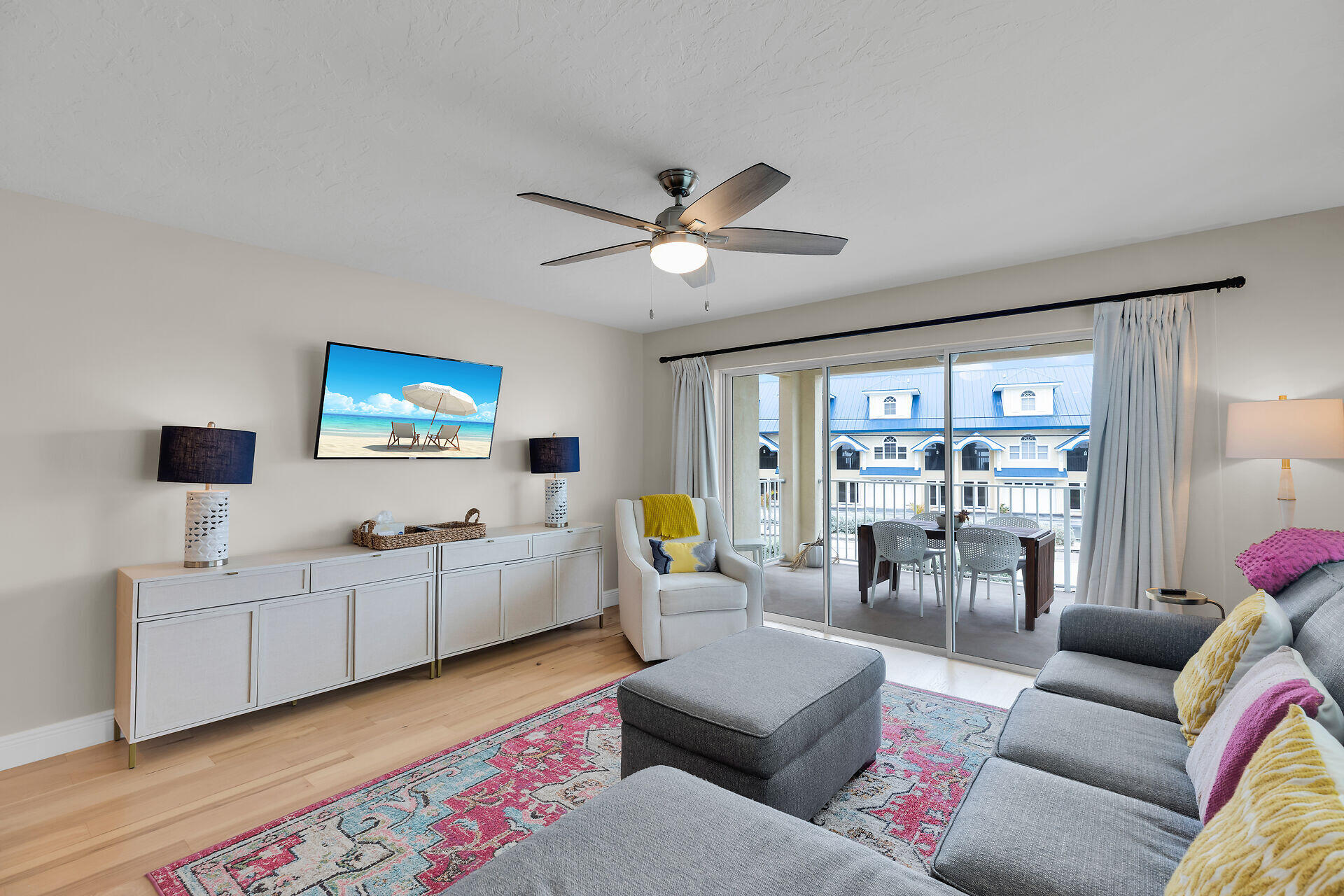 315 E Ocean Drive Property Photo 11