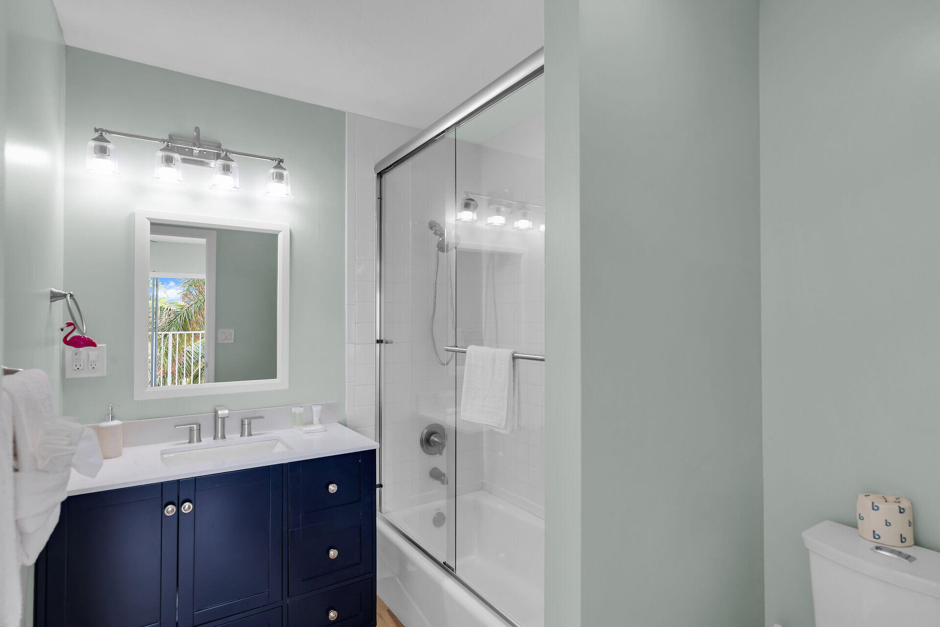 315 E Ocean Drive Property Photo 18