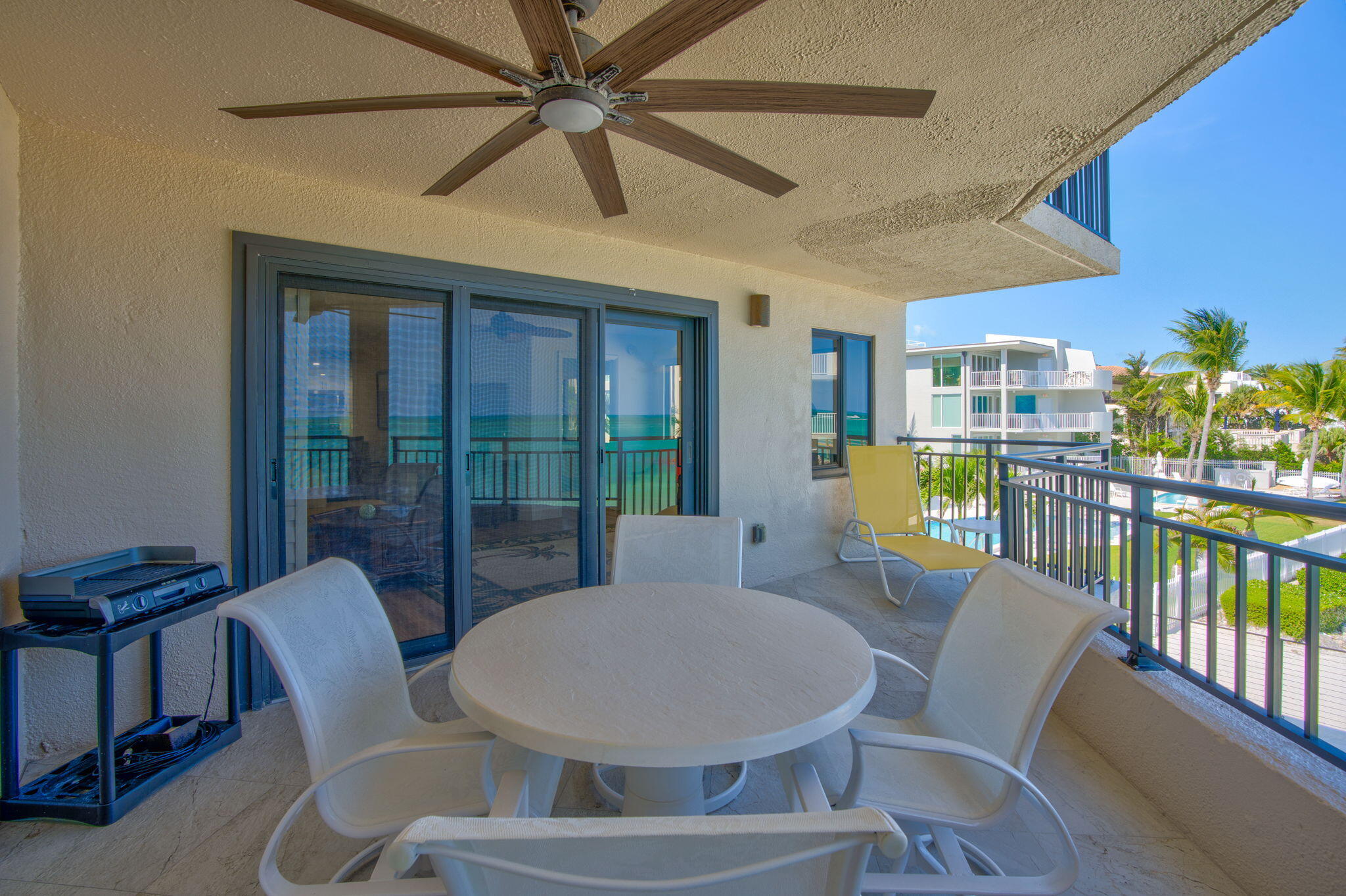 1001 W Ocean Drive 1-202 Property Photo 17