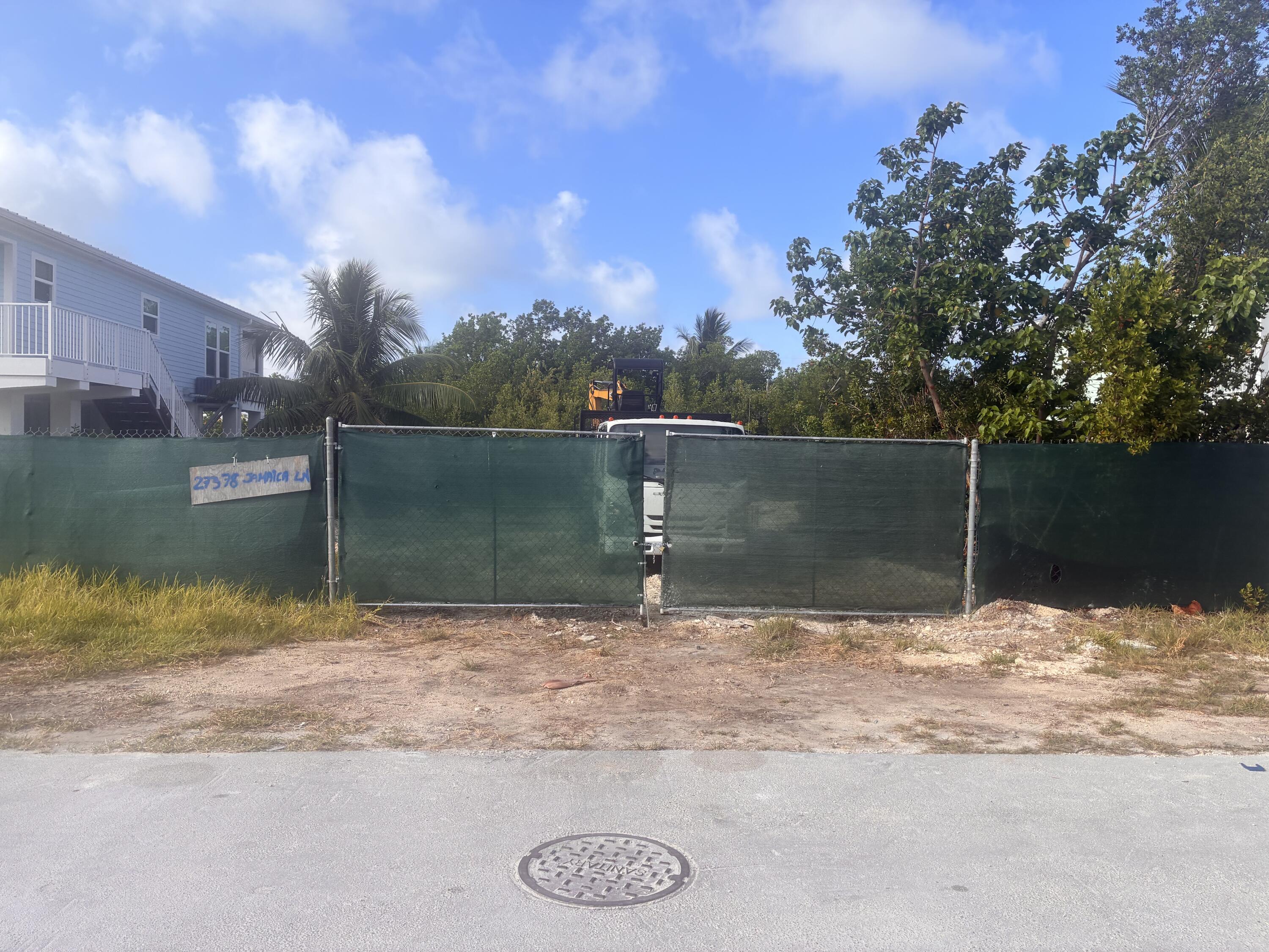 27378 Jamaica Lane Property Photo 2